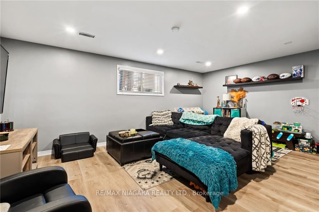 7924 Post Rd