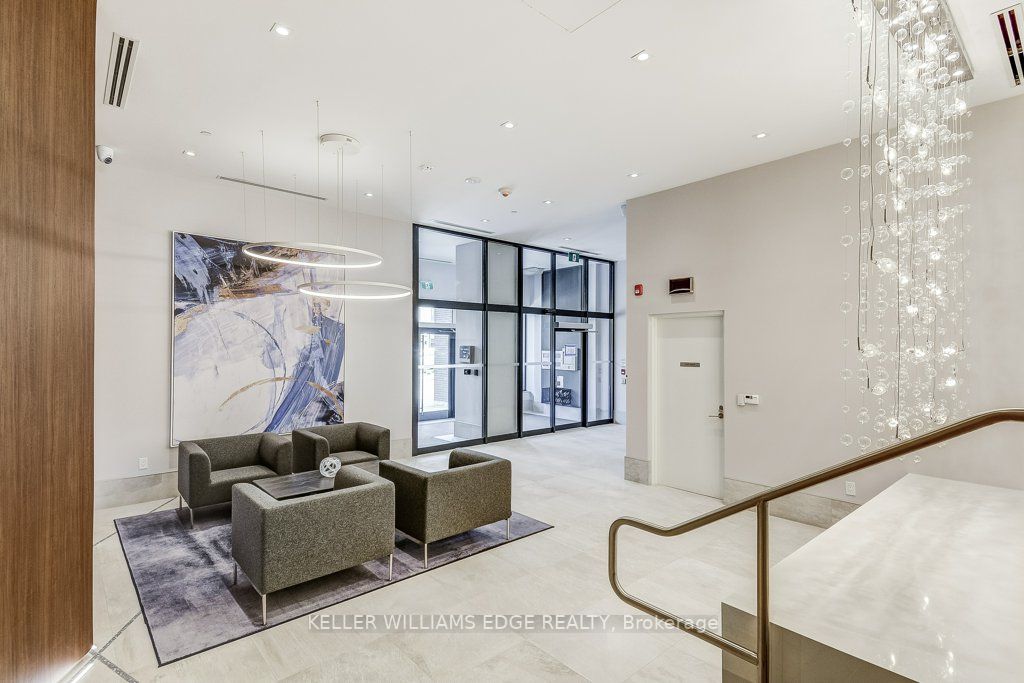58 Windward Drive #5