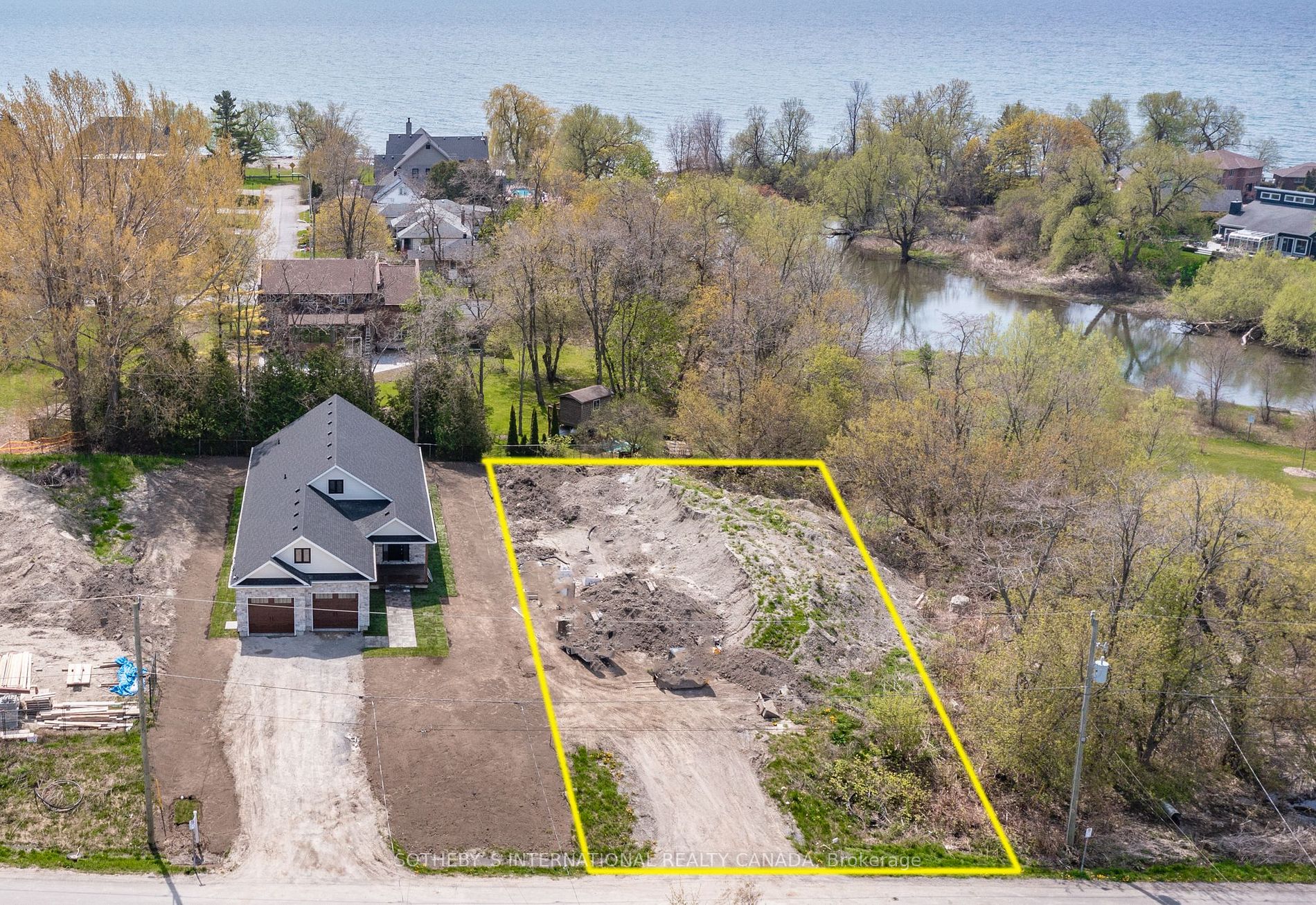 Lot 8 Clyde St