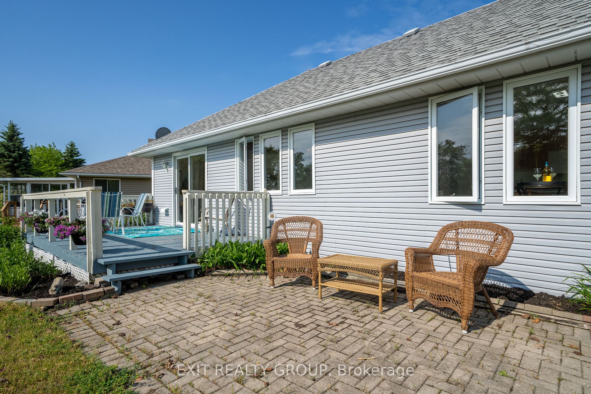 32 Heritage Dr