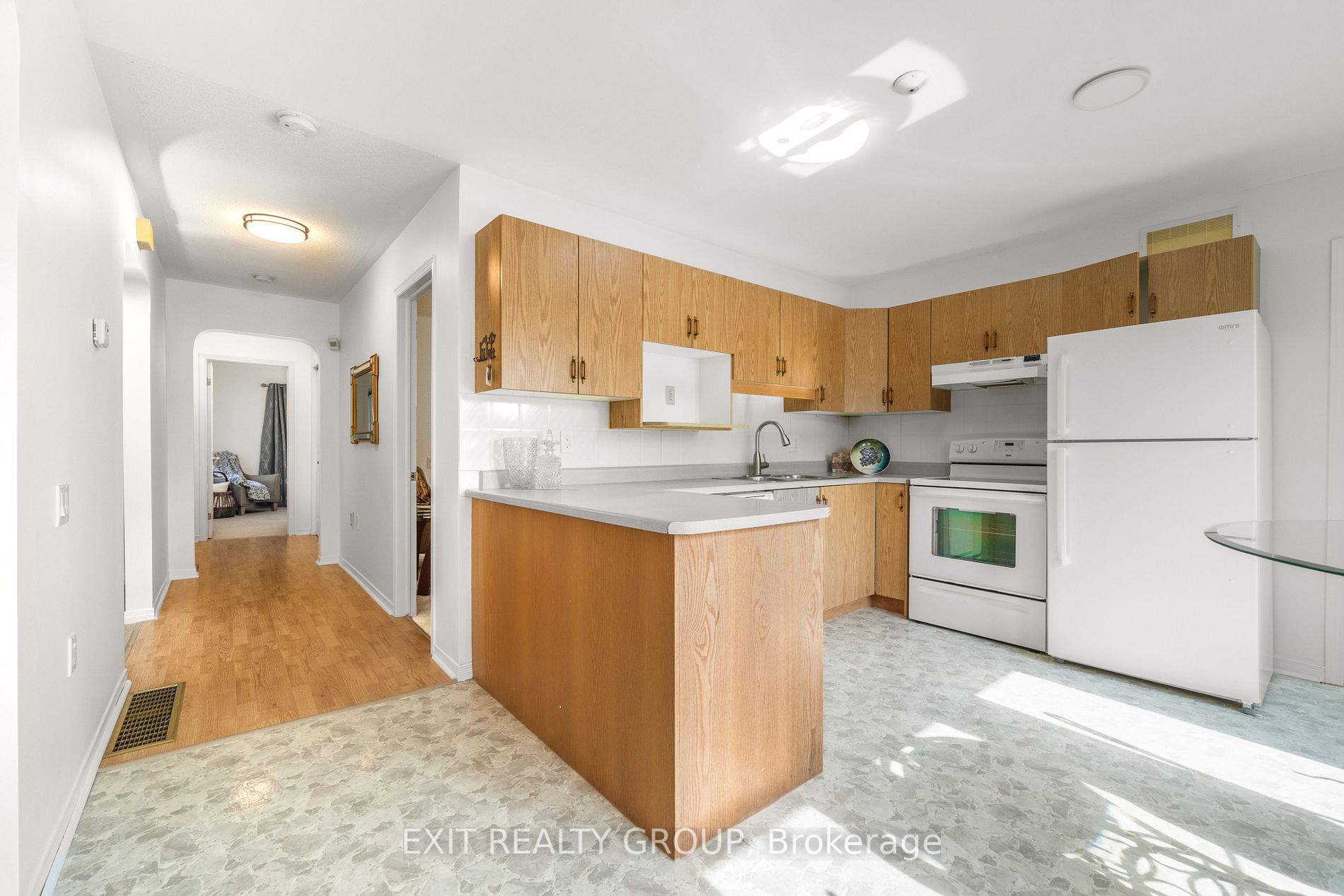 32 Heritage Dr