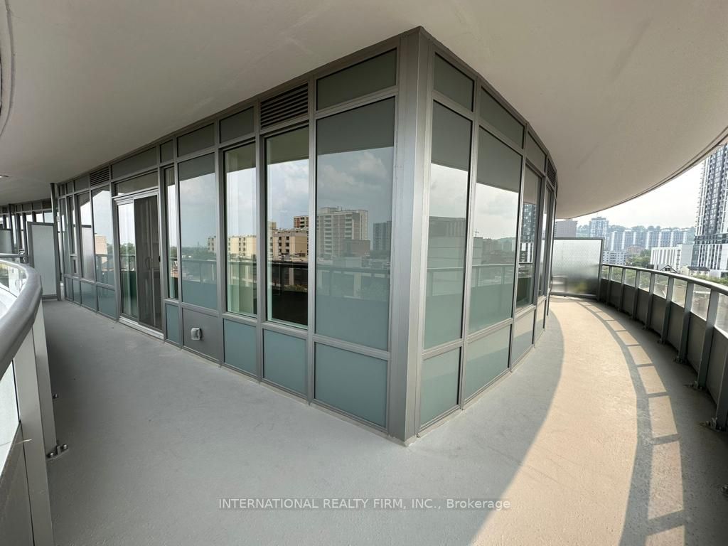 212 King William St, #717
