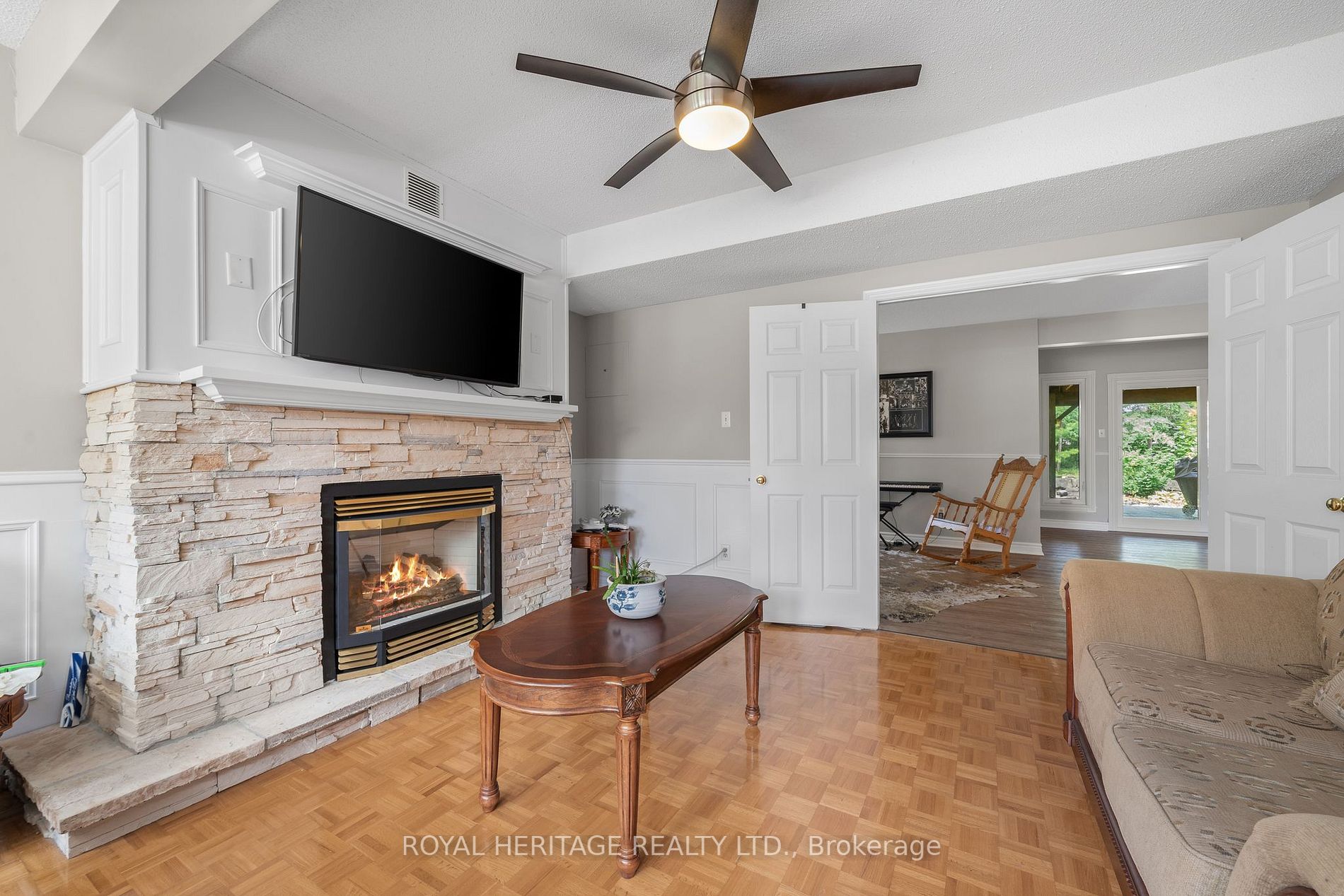 40 Olde Forest Lane