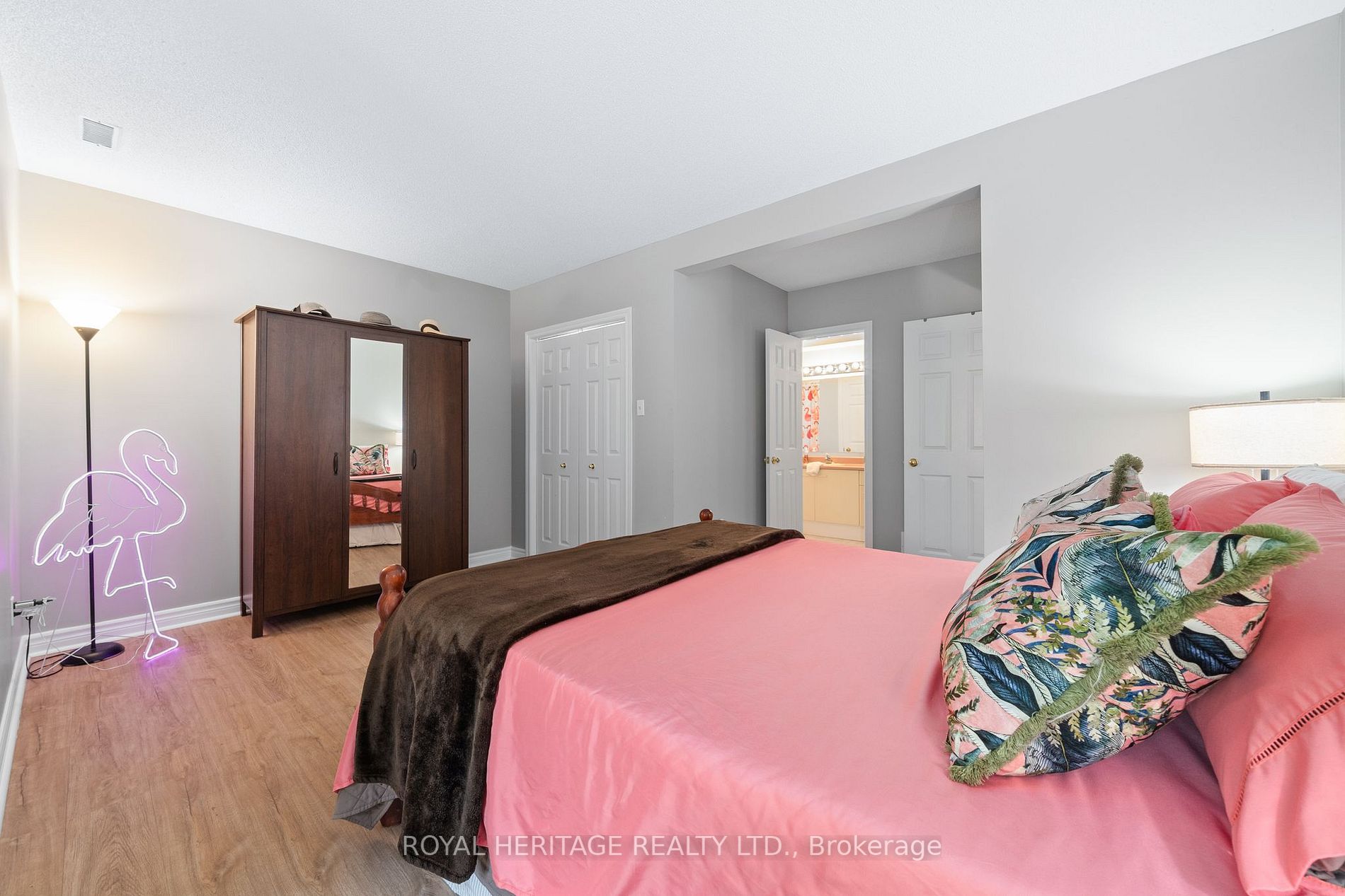 40 Olde Forest Lane