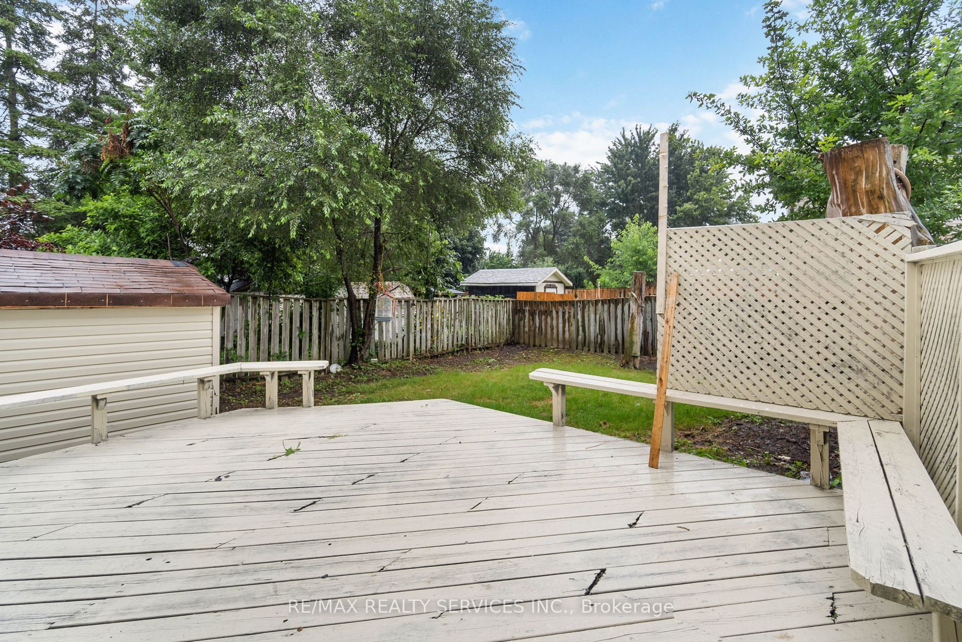 142 Cornerbrook Crescent