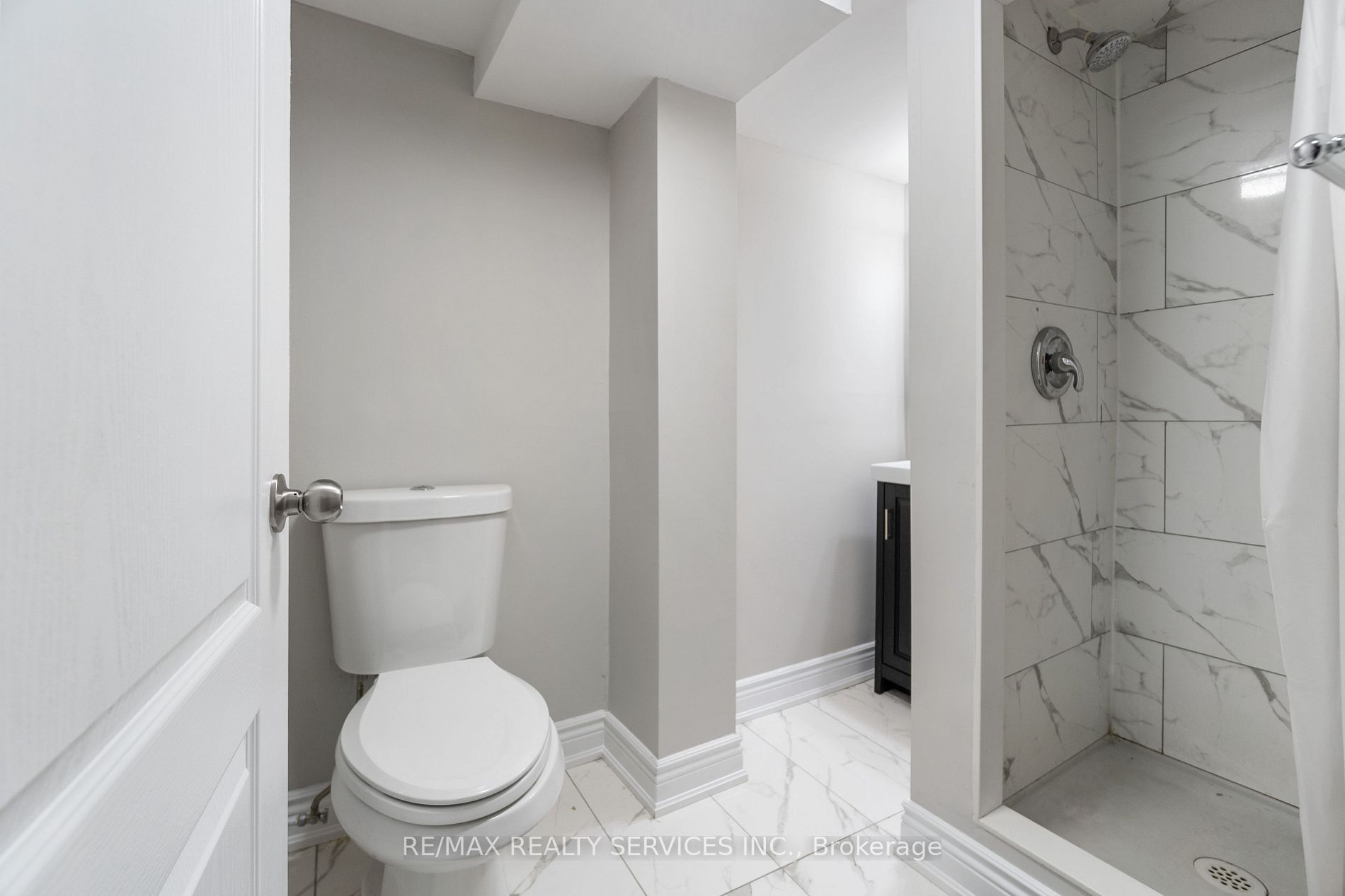 142 Cornerbrook Crescent