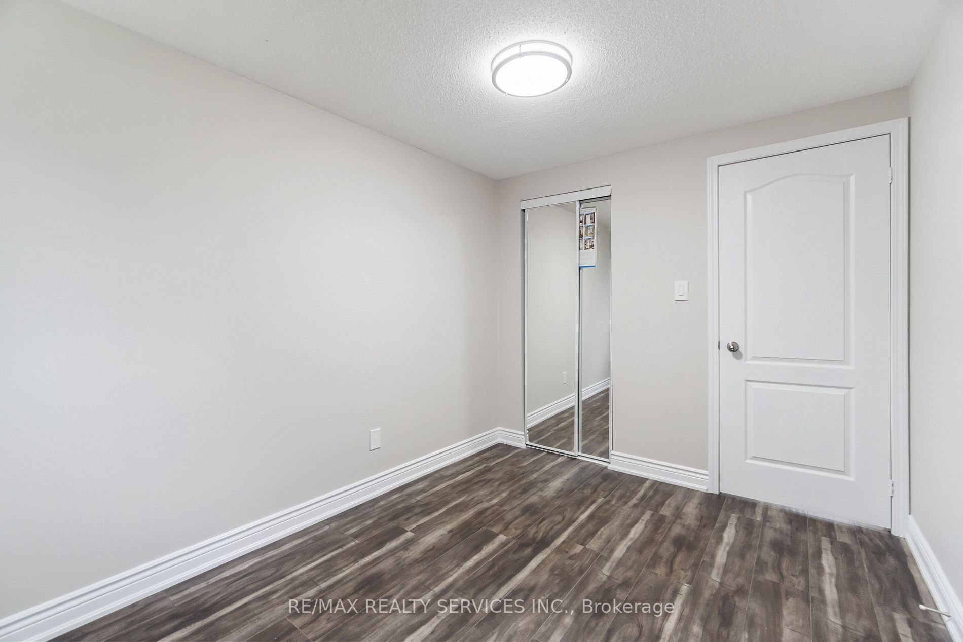142 Cornerbrook Crescent