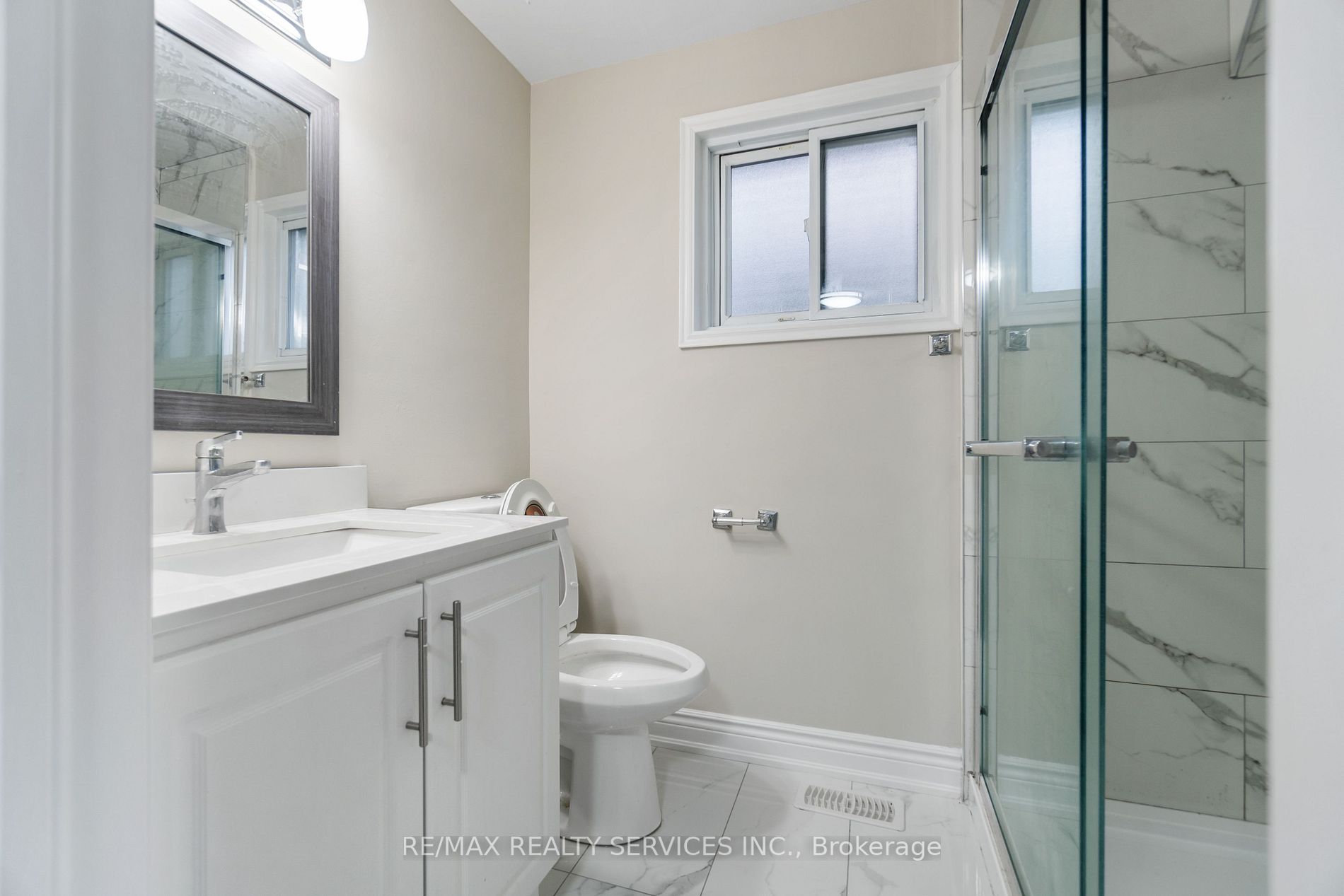 142 Cornerbrook Crescent