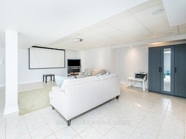 285017 County Road 10 Road