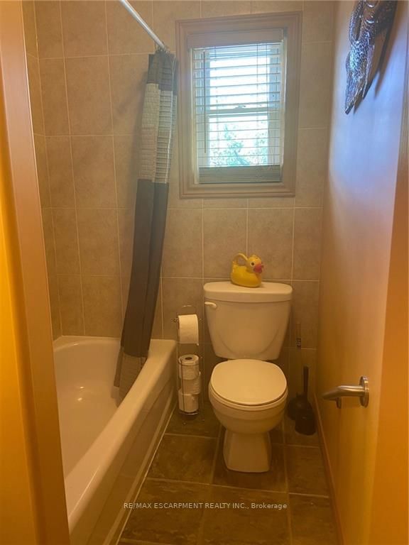 91 Kimberly Dr