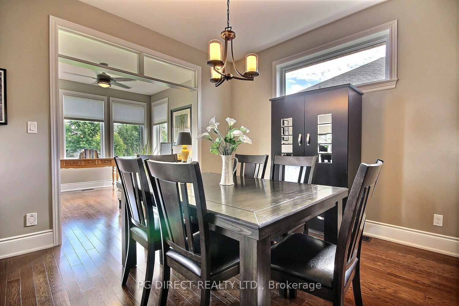 7 Thompson Cres