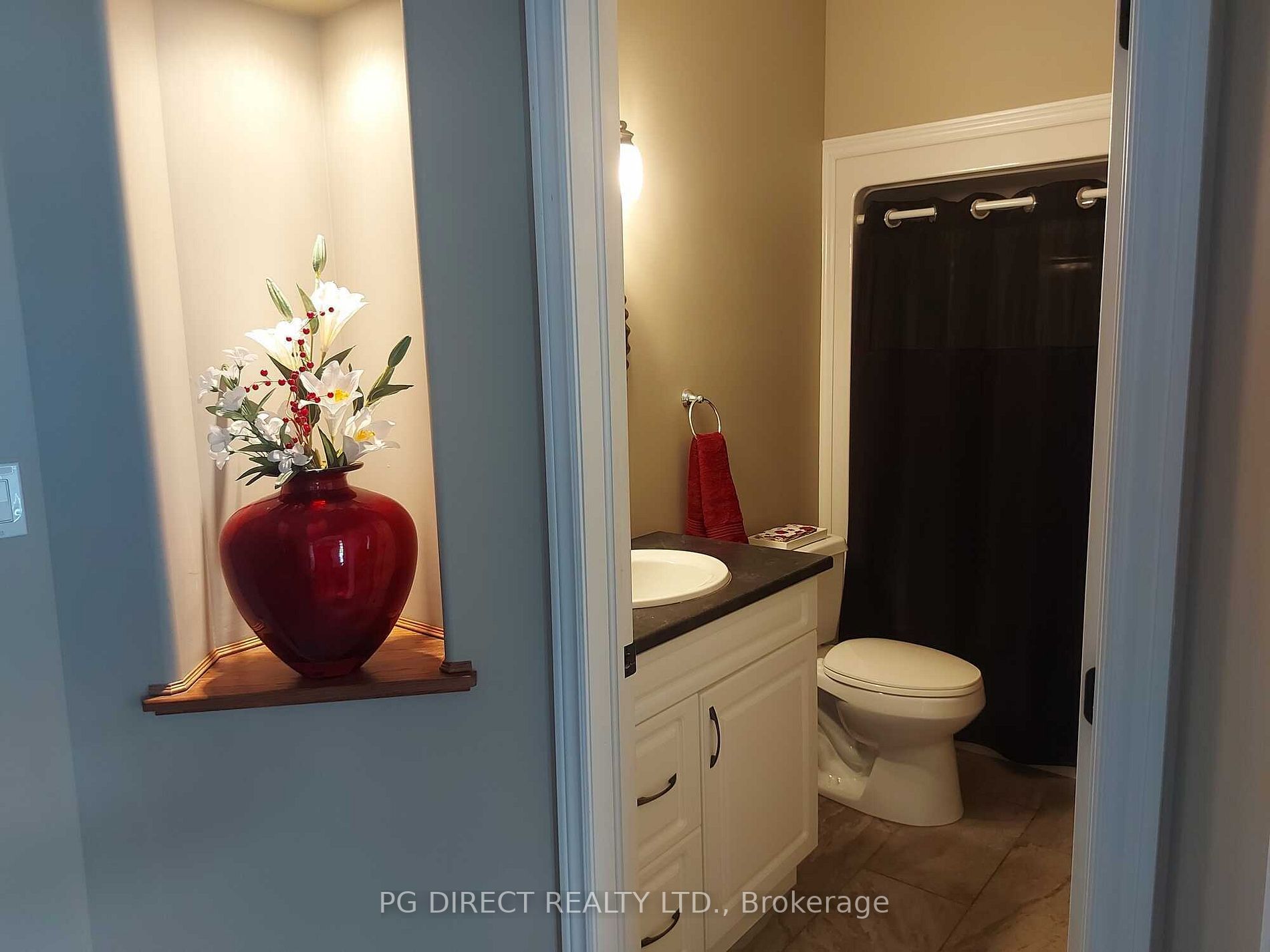 7 Thompson Cres