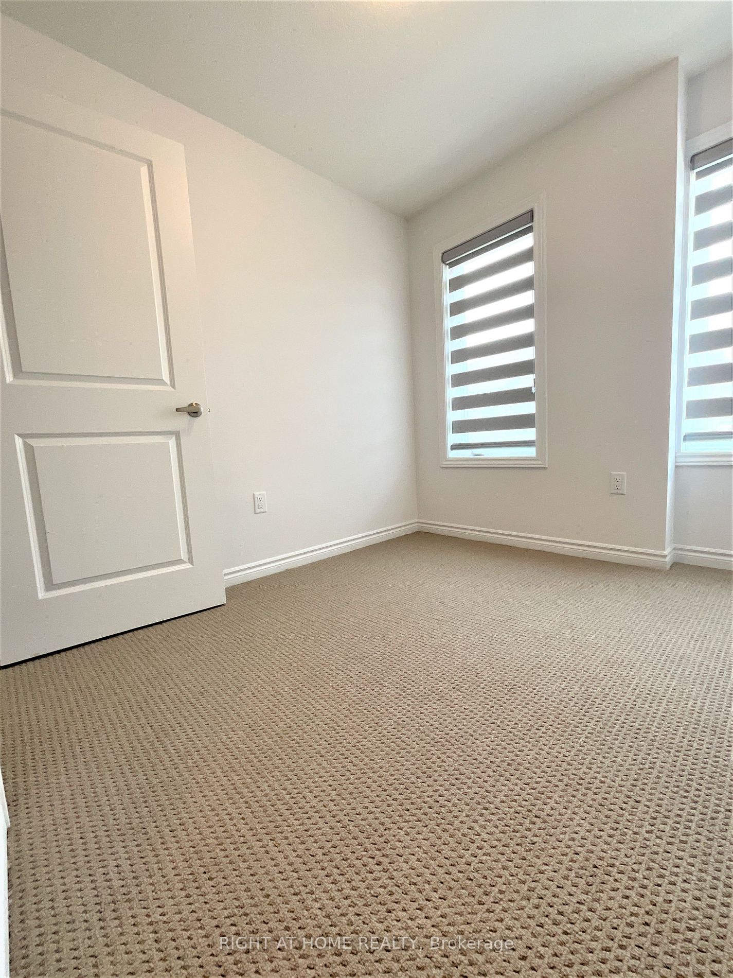 61 Soho St, #142
