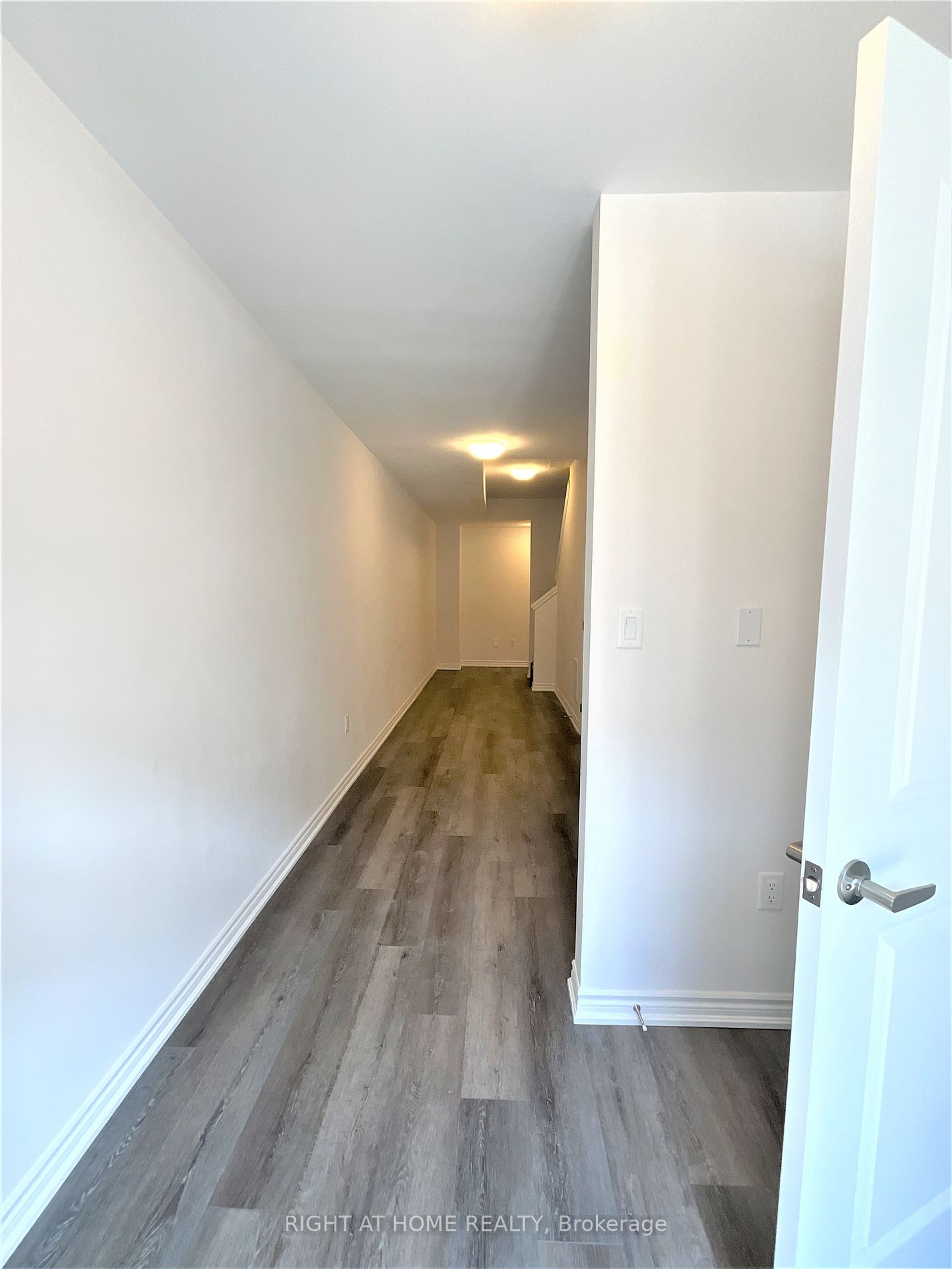 61 Soho St, #142