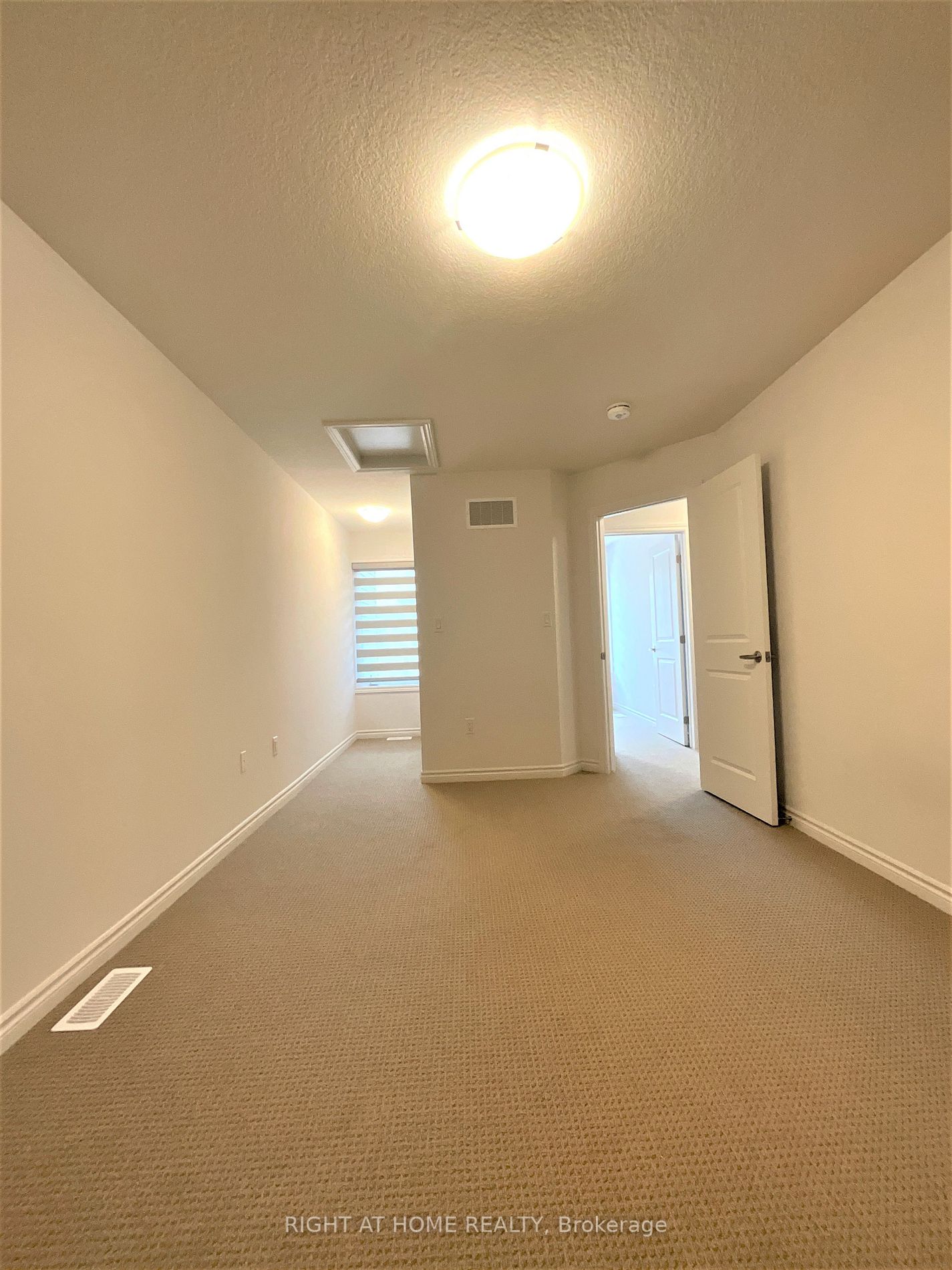 61 Soho St, #142