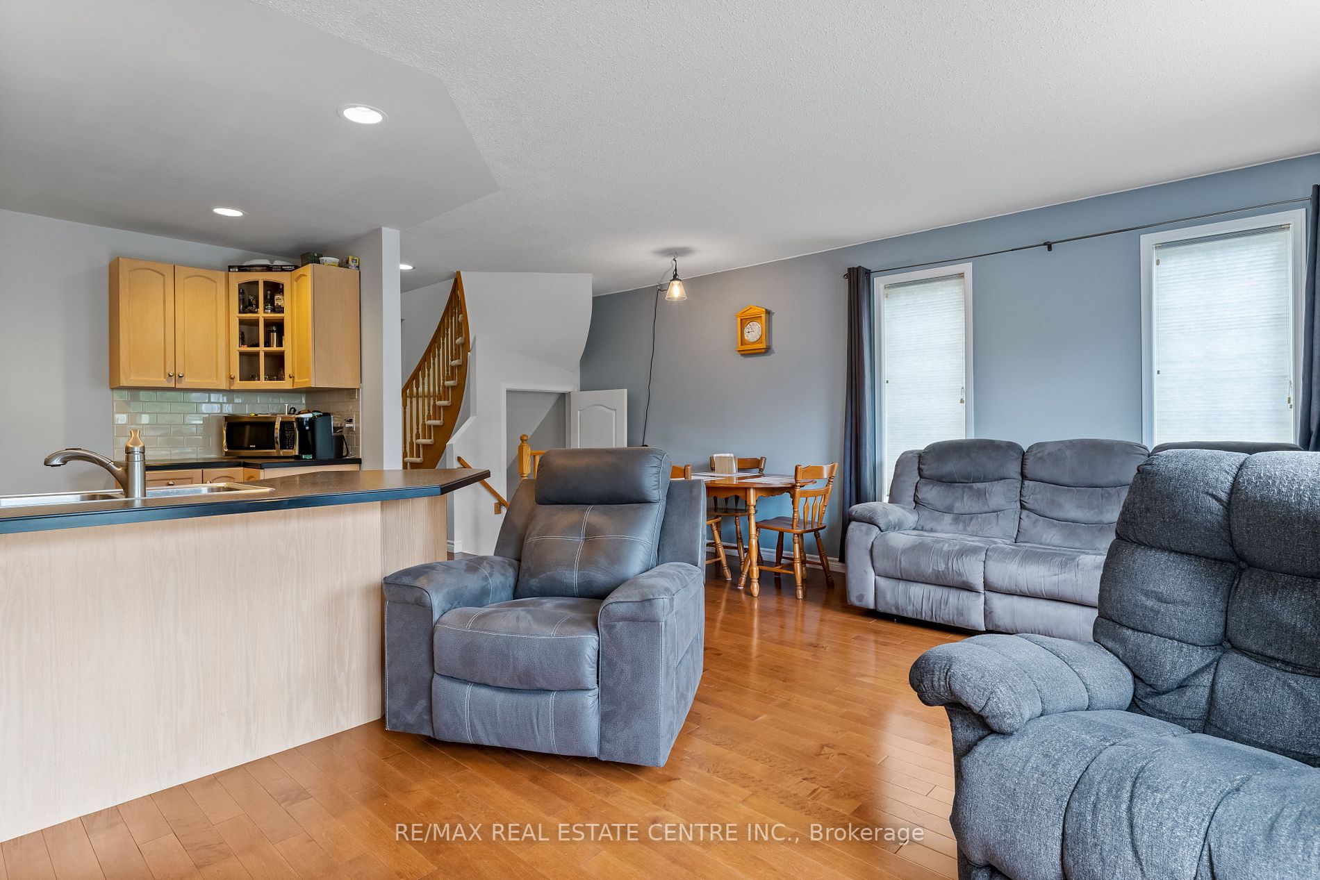 84 Foxborough Drive