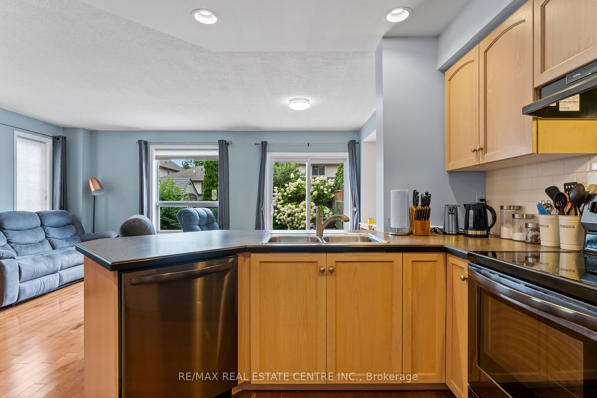84 Foxborough Drive
