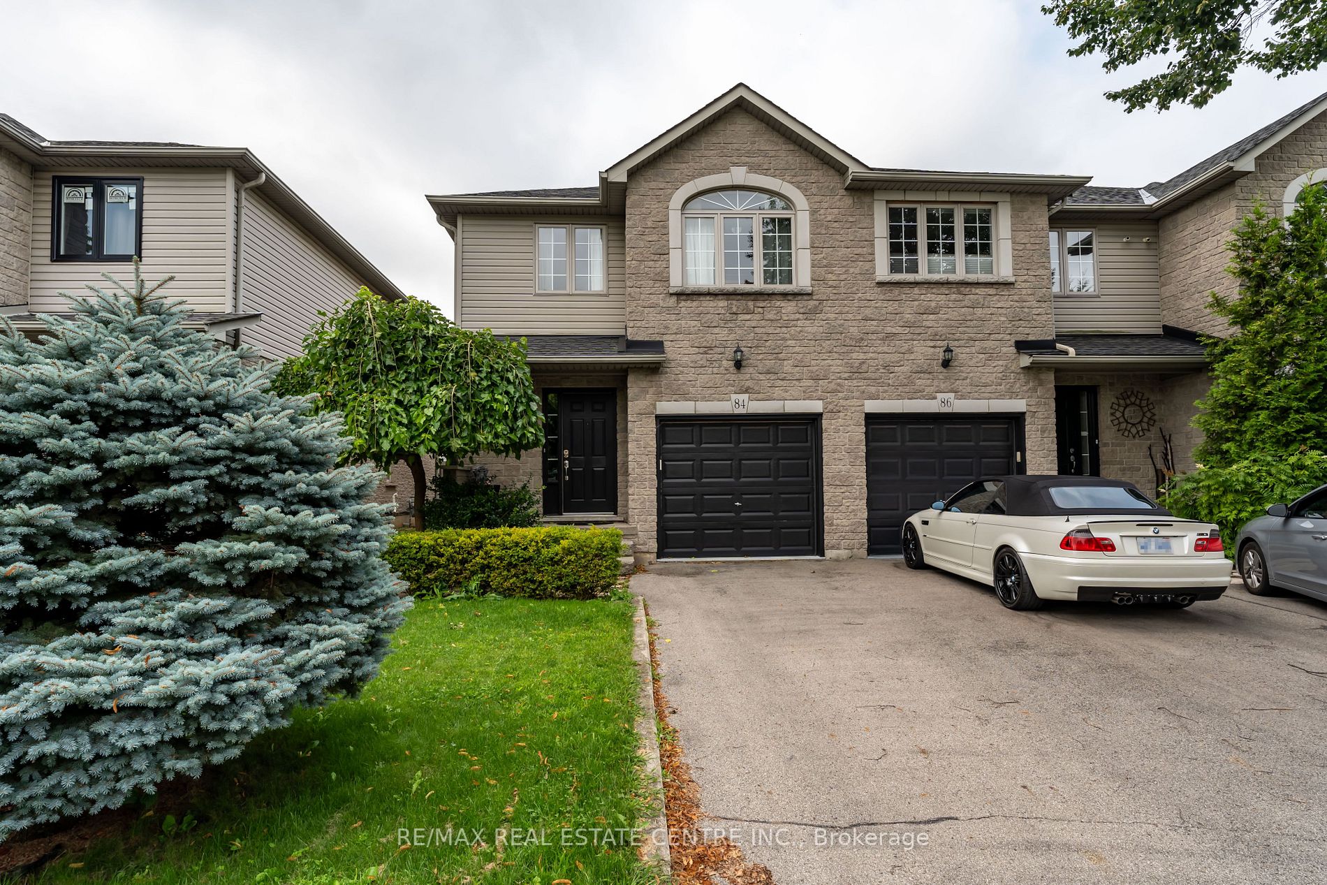 84 Foxborough Drive