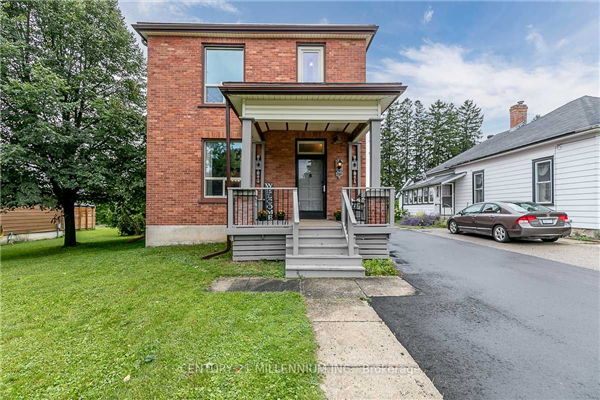 220 College St N, West Grey