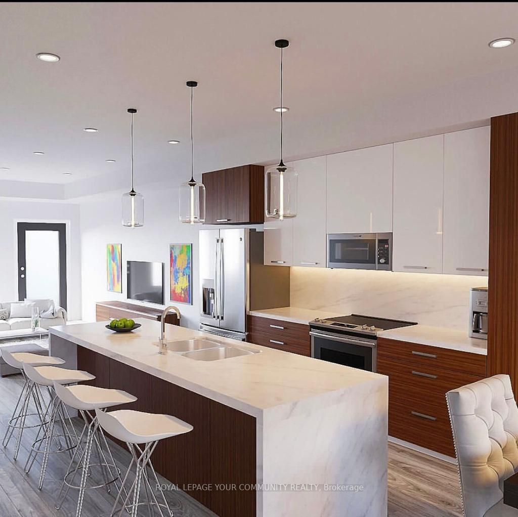 37 Lily Lane, #Upper