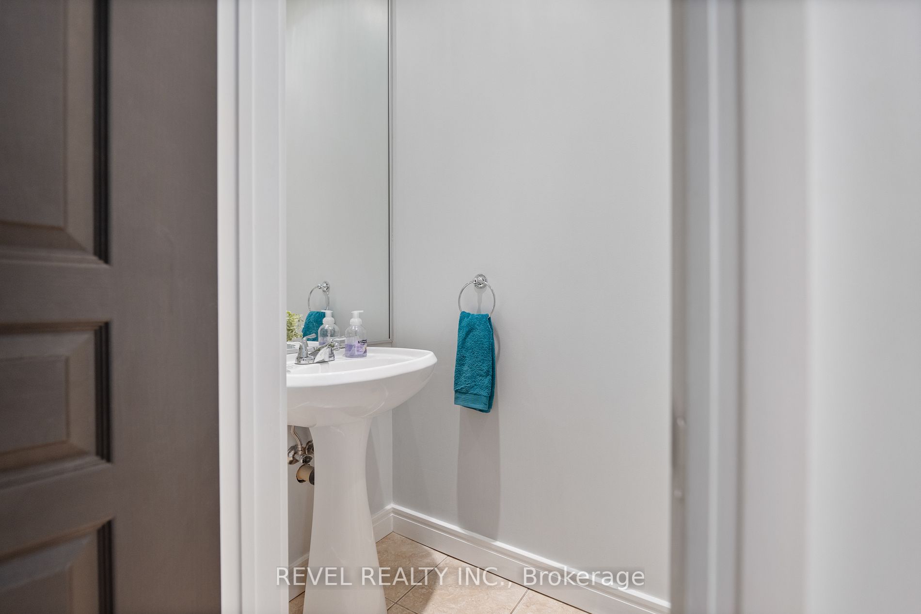 7847 Cathedral Drive