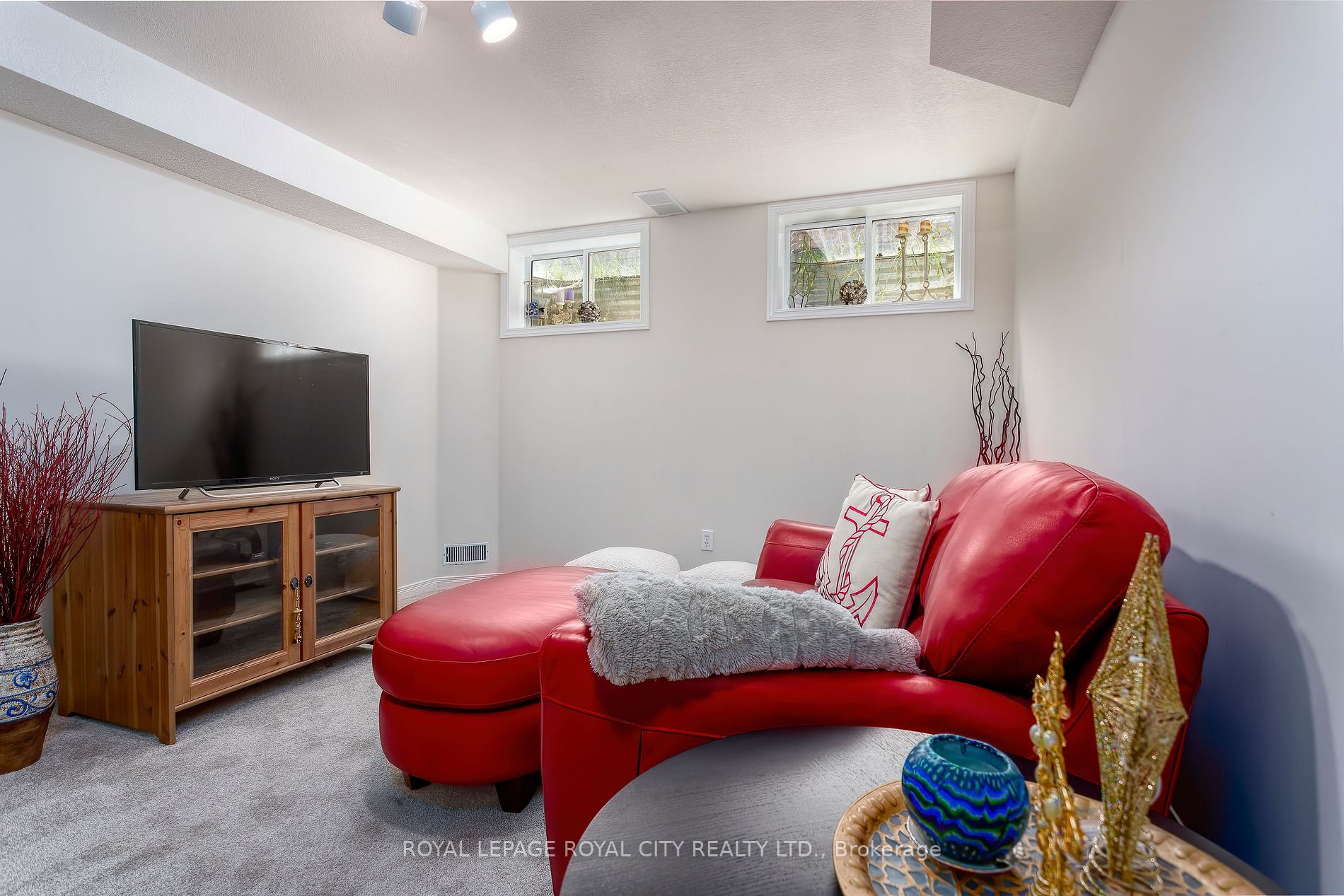 110 Silurian Drive