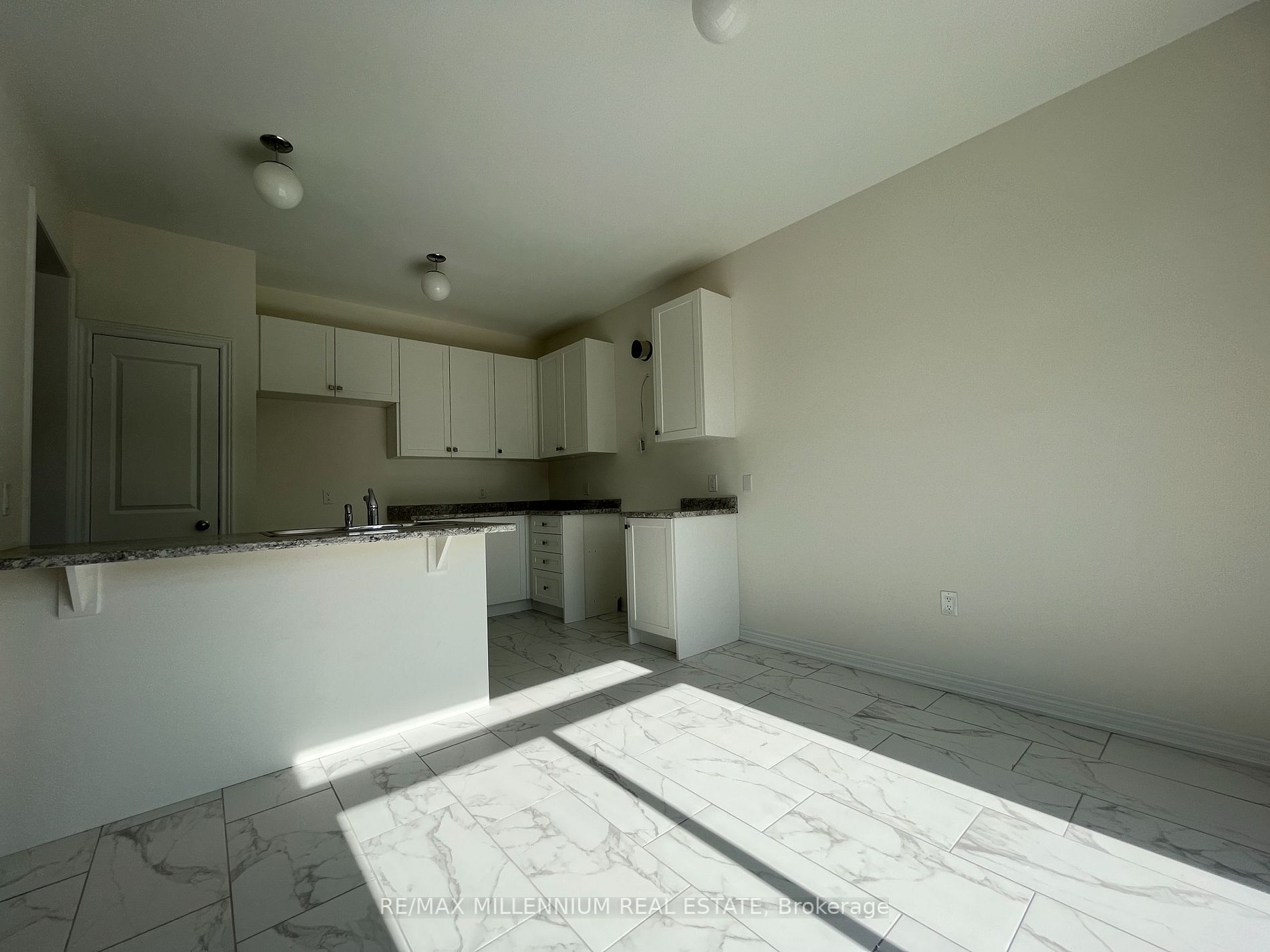 Listing X6764780 - Large Photo # 11