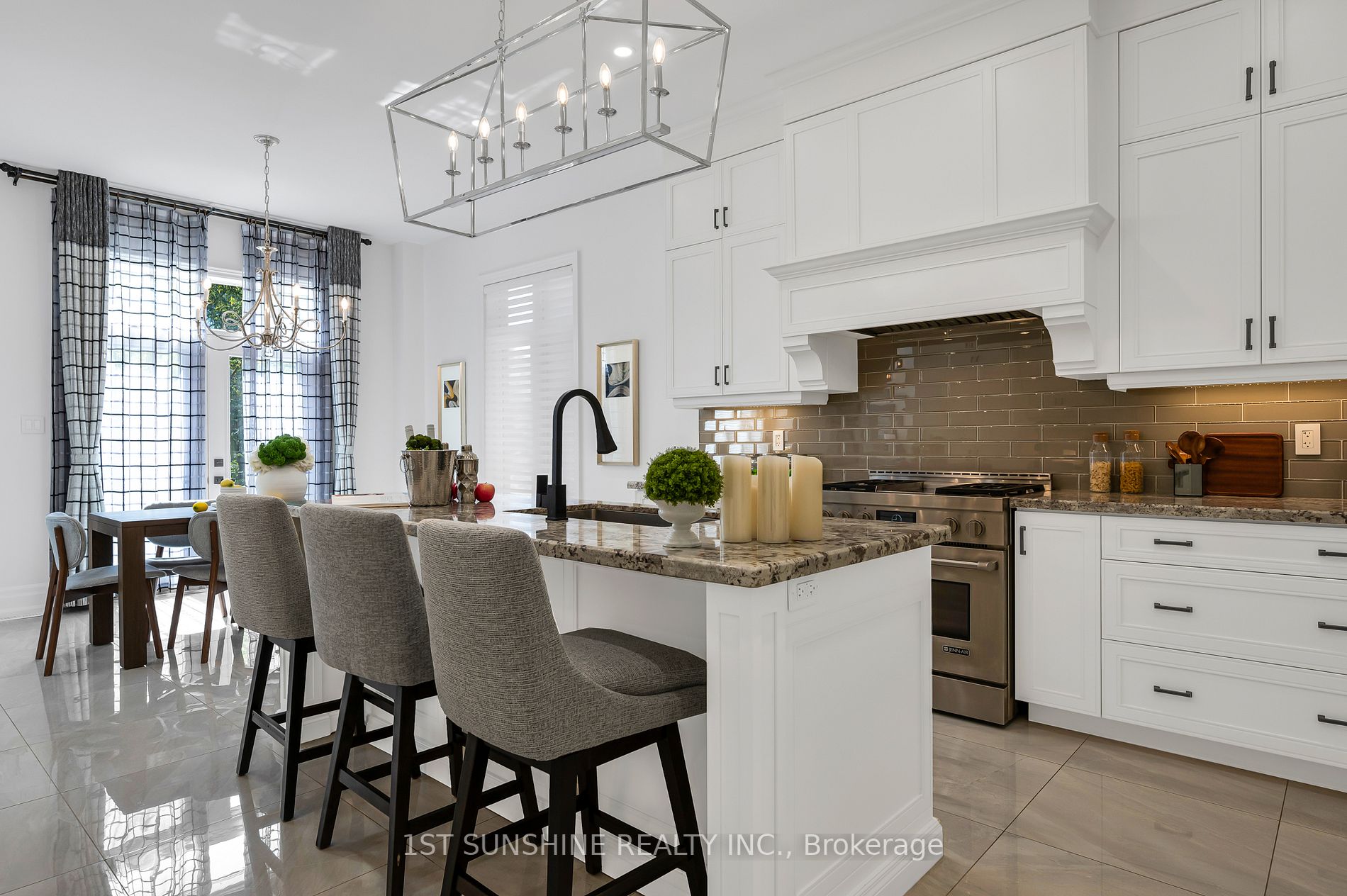 18 Legacy Lane
