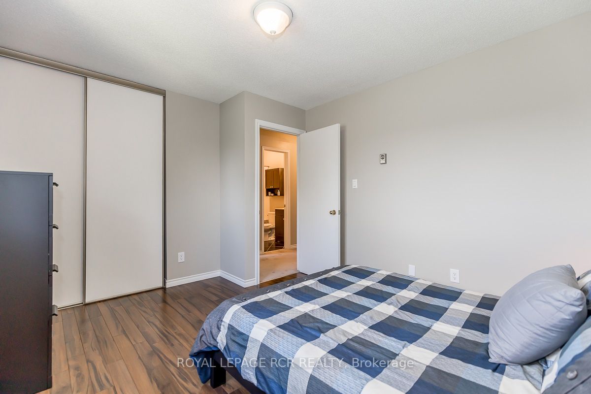 65 Scott Street W, #8