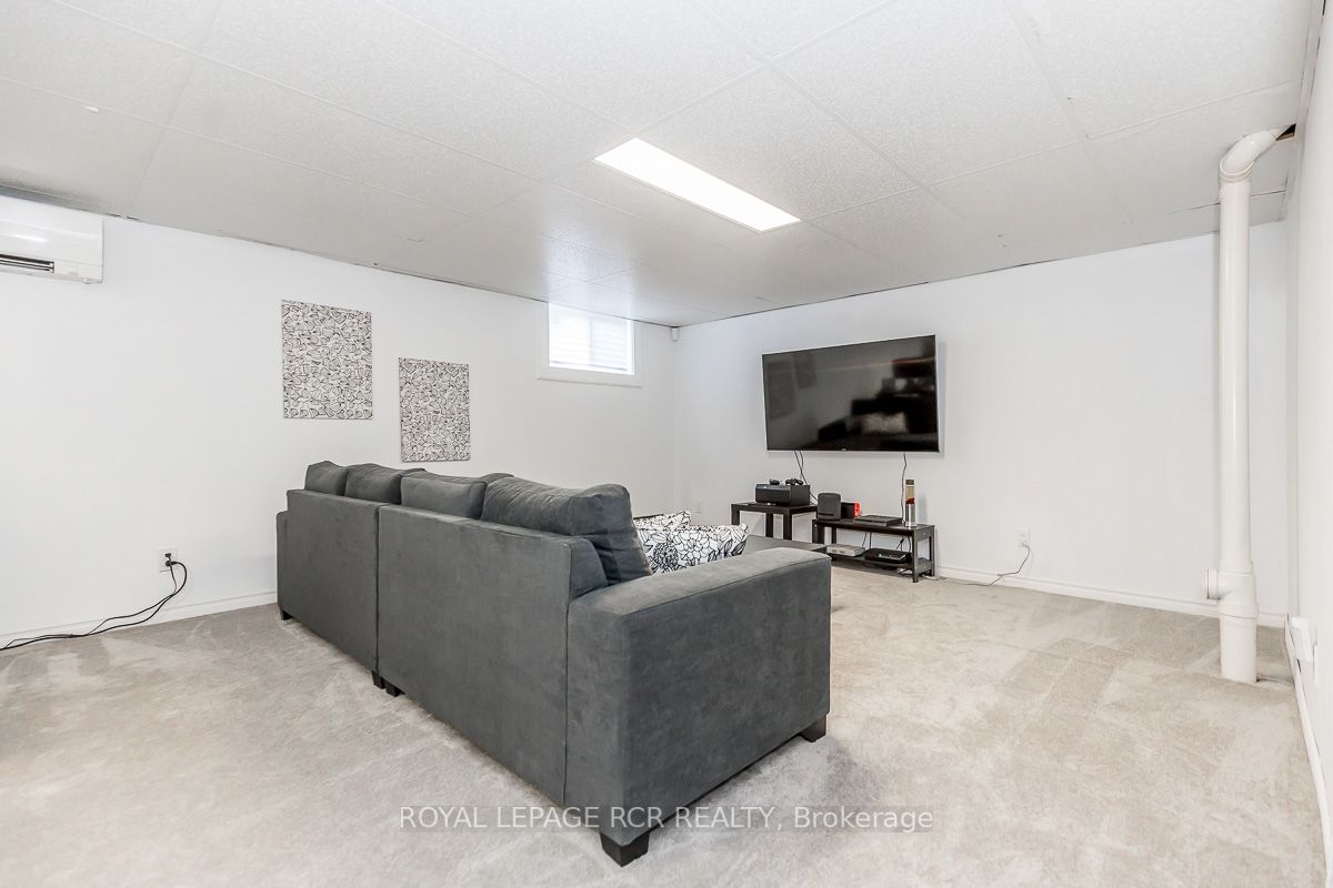 65 Scott Street W, #8