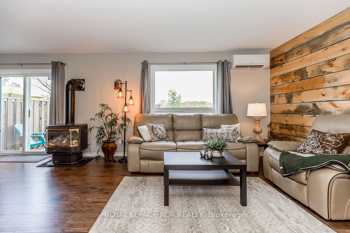 65 Scott Street W, #8