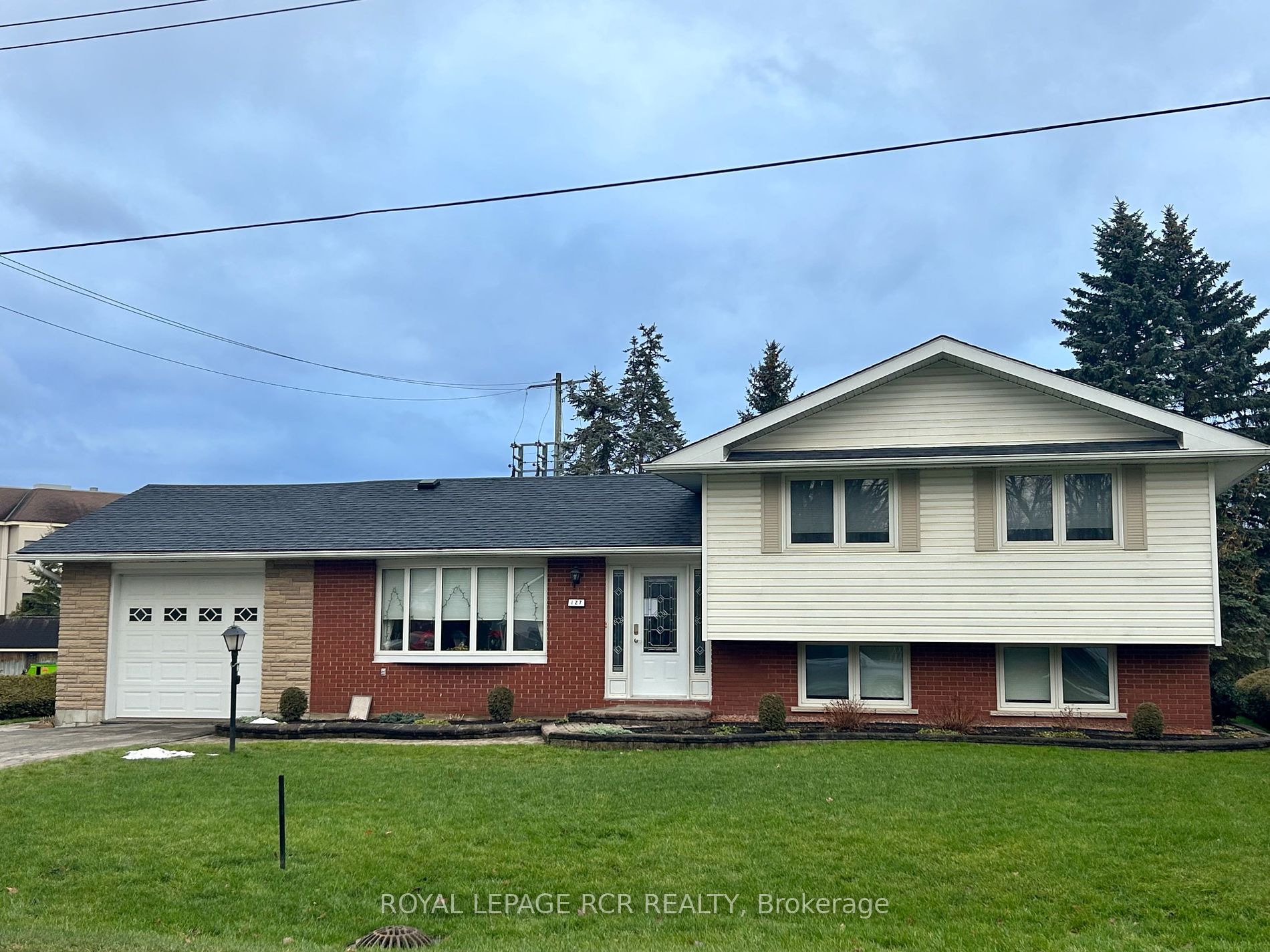 127 Centre St