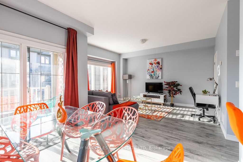 13 Waterview Dr