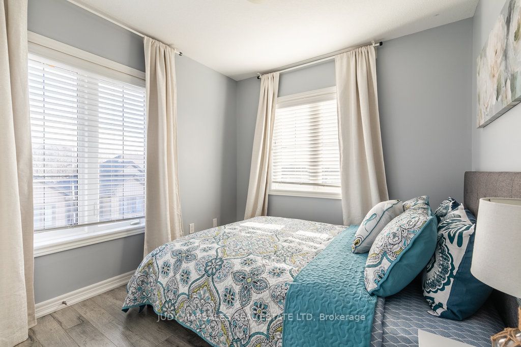 13 Waterview Dr