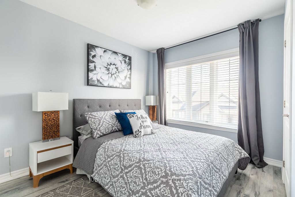 13 Waterview Dr
