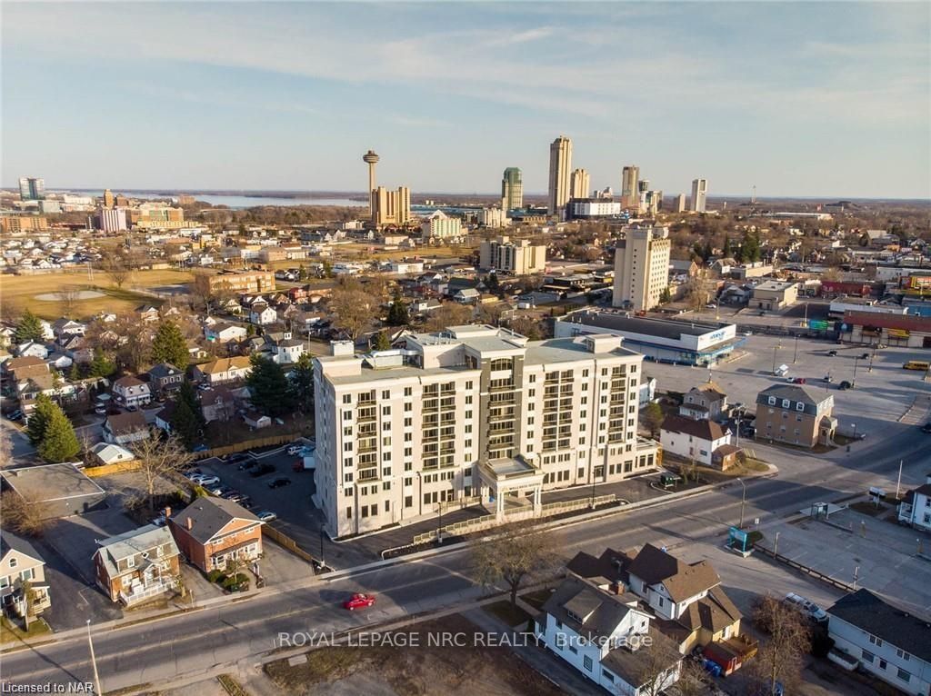 5698 Main St, #502