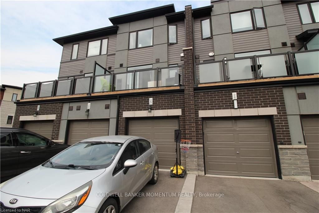 590 North Service Rd, #25