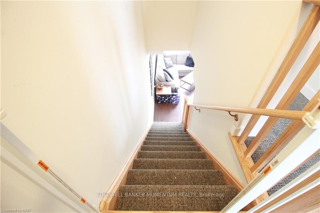 590 North Service Rd, #25