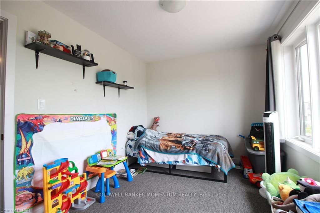 590 North Service Rd, #25