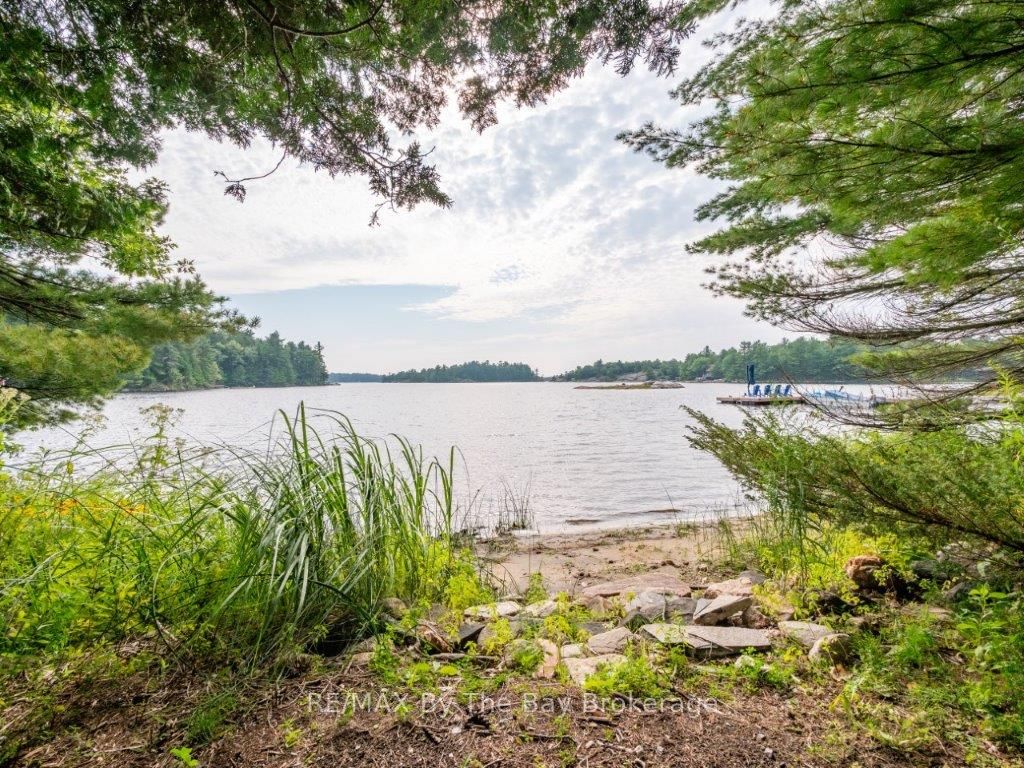 15574 Georgian Bay Shr