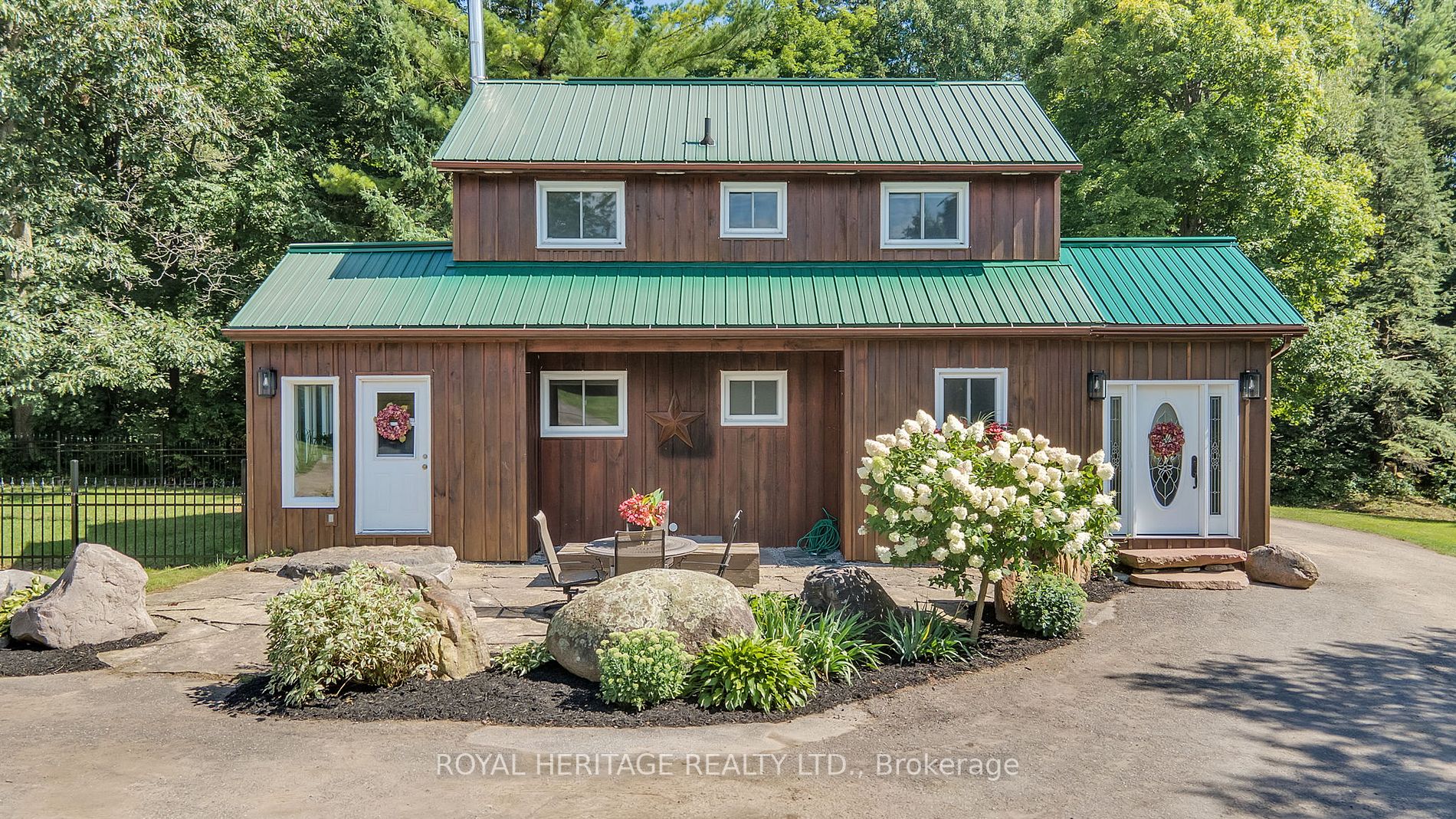9281 Danforth Rd E