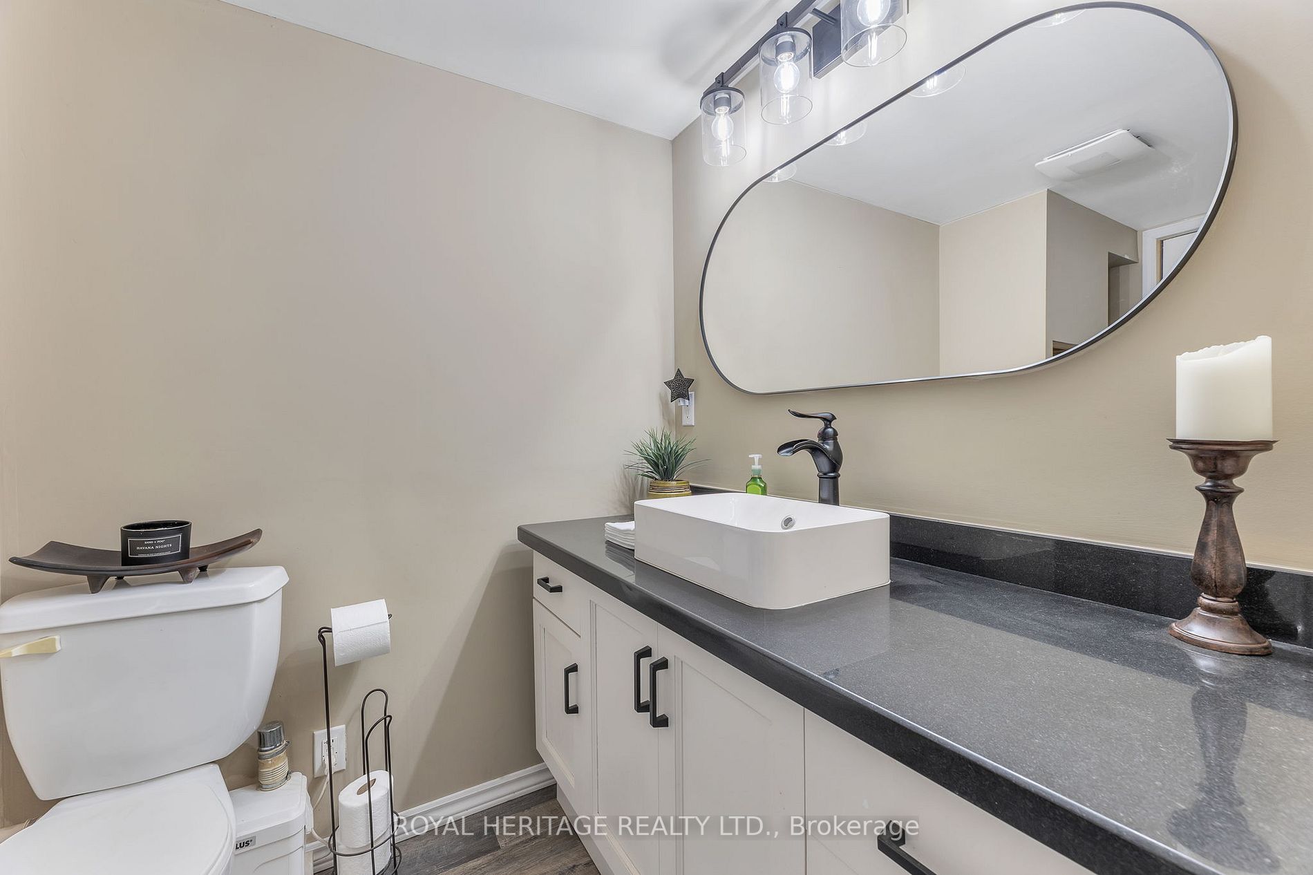 9281 Danforth Rd E