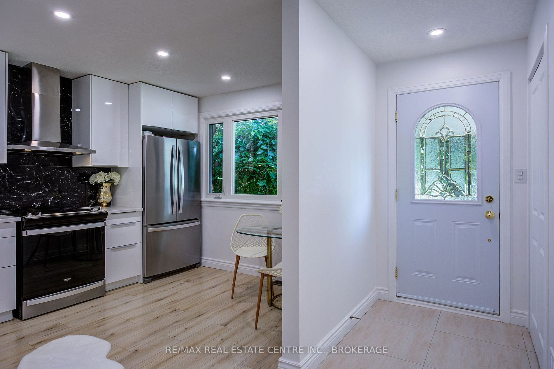 176 Neilson Ave
