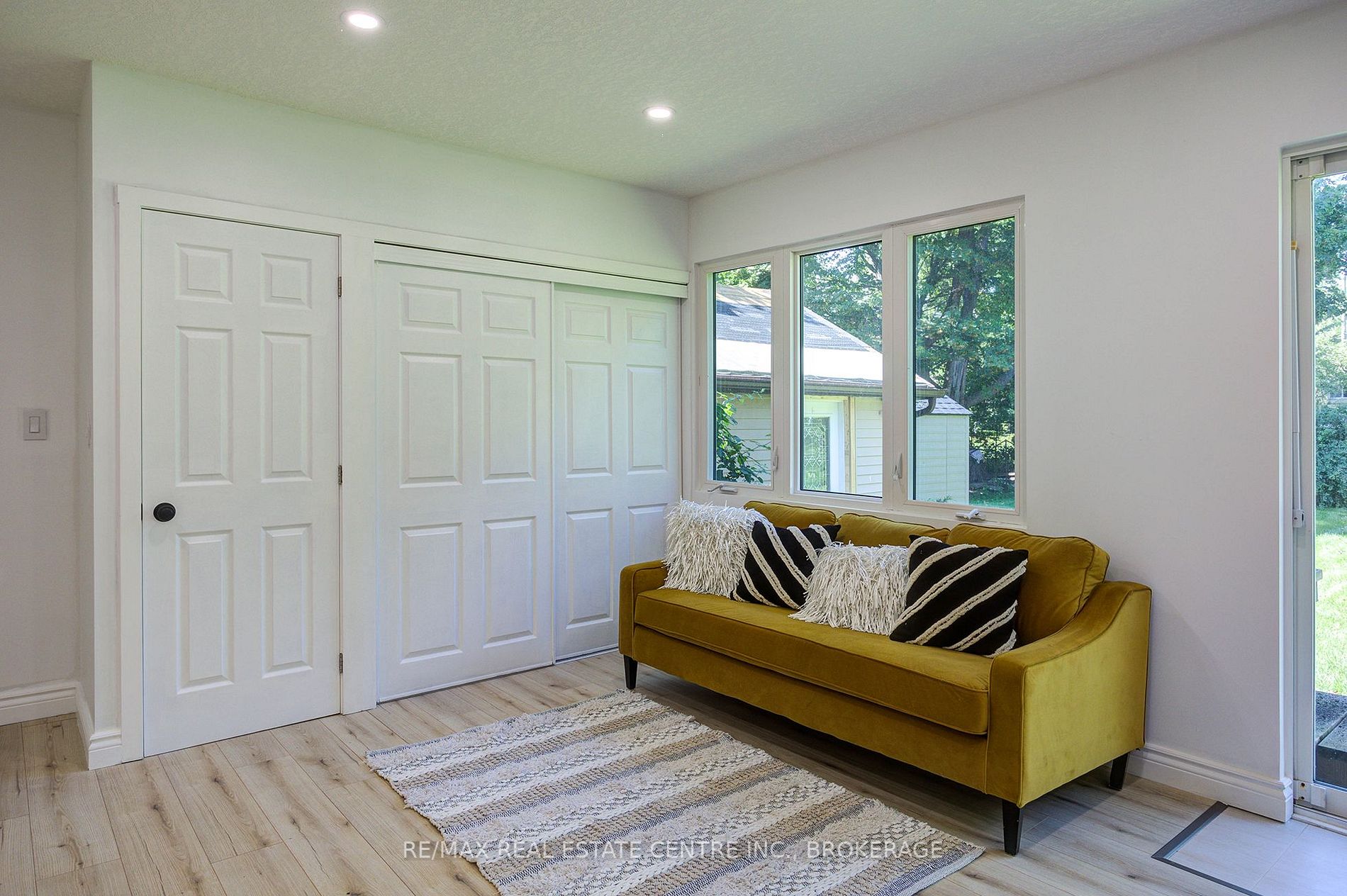 176 Neilson Ave