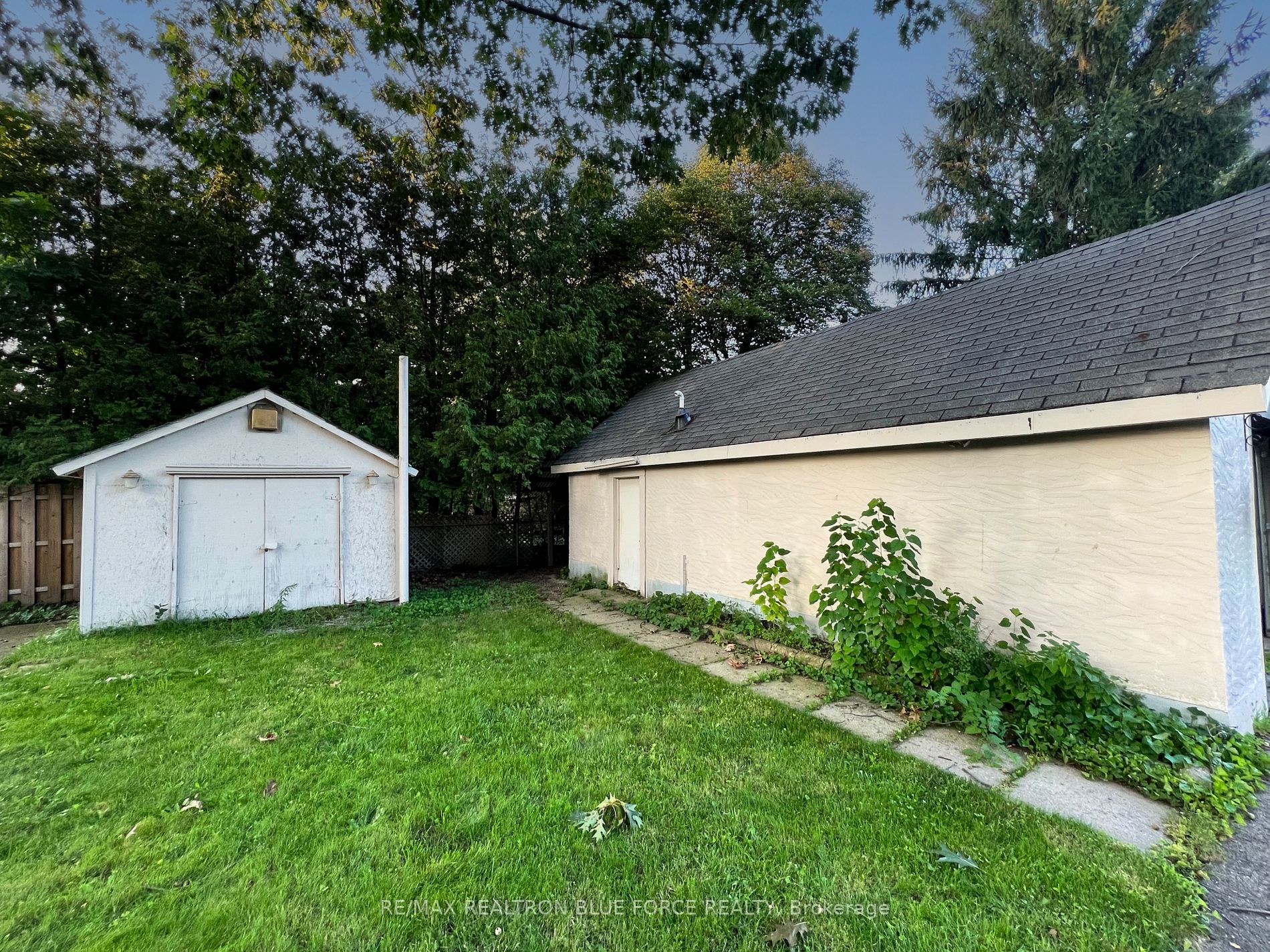 6525 O'Neil Street