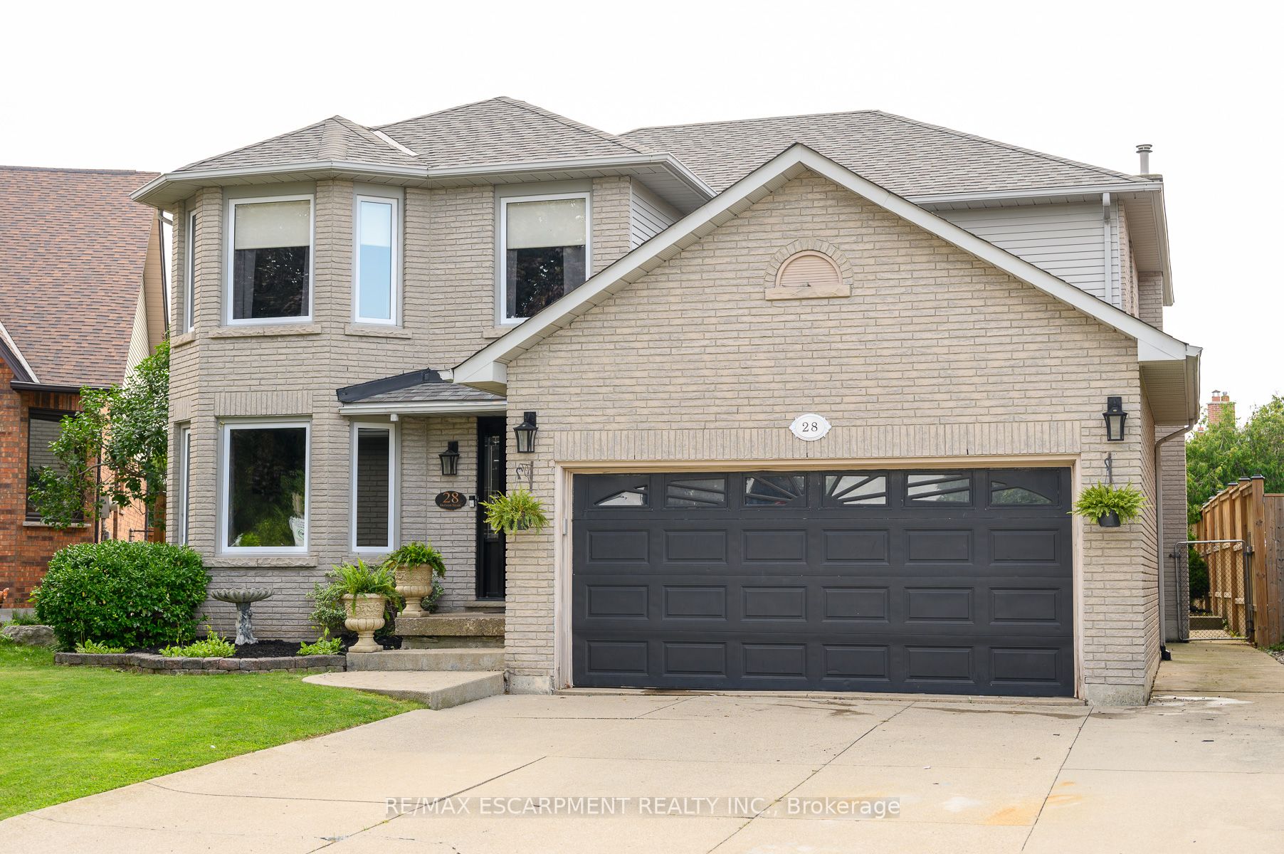 28 Dolman St