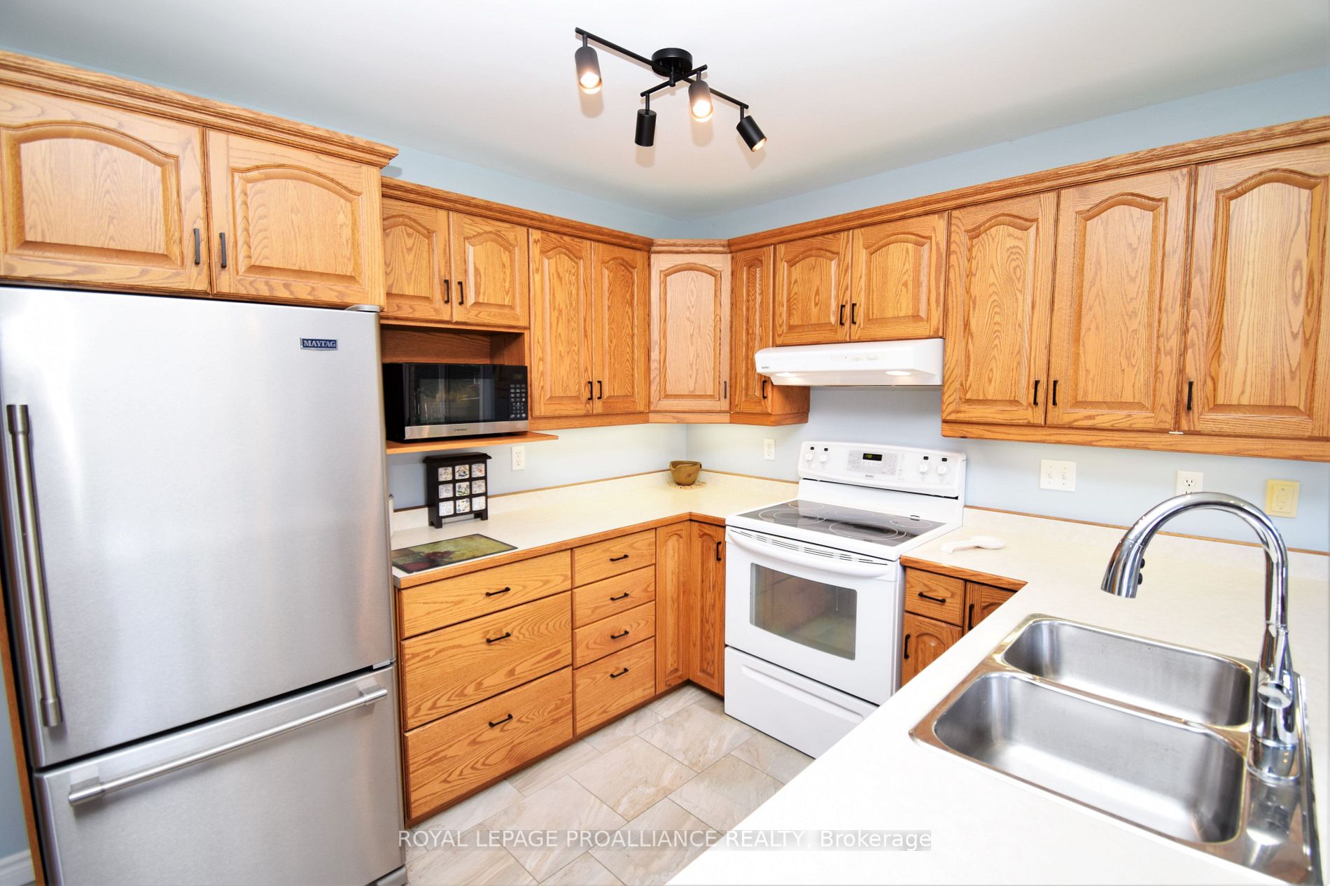 42 Forchuk Cres