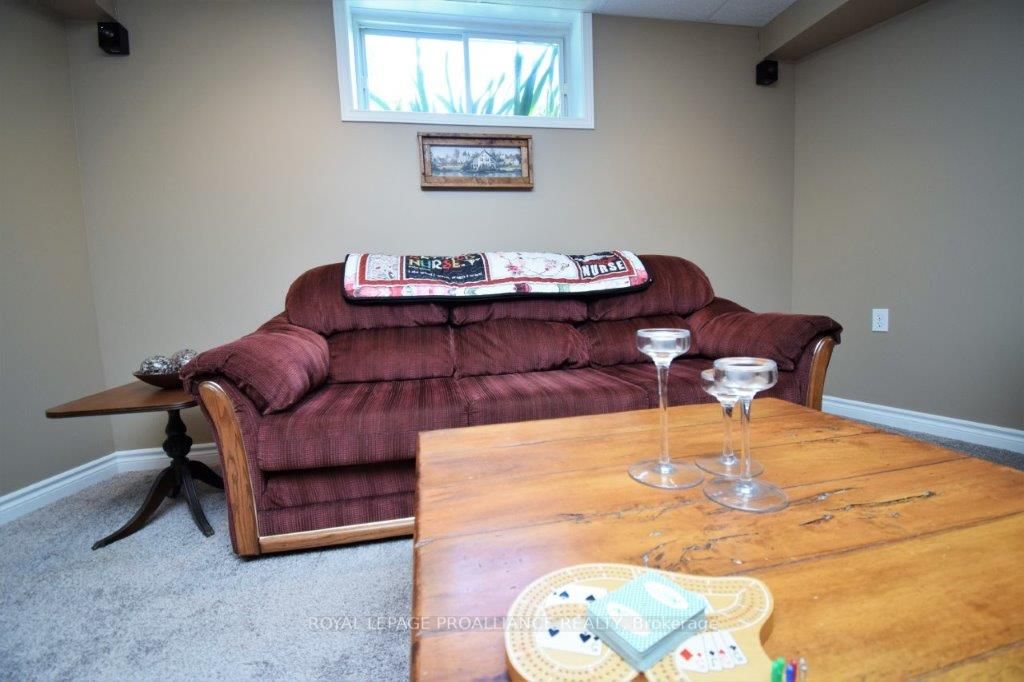42 Forchuk Cres