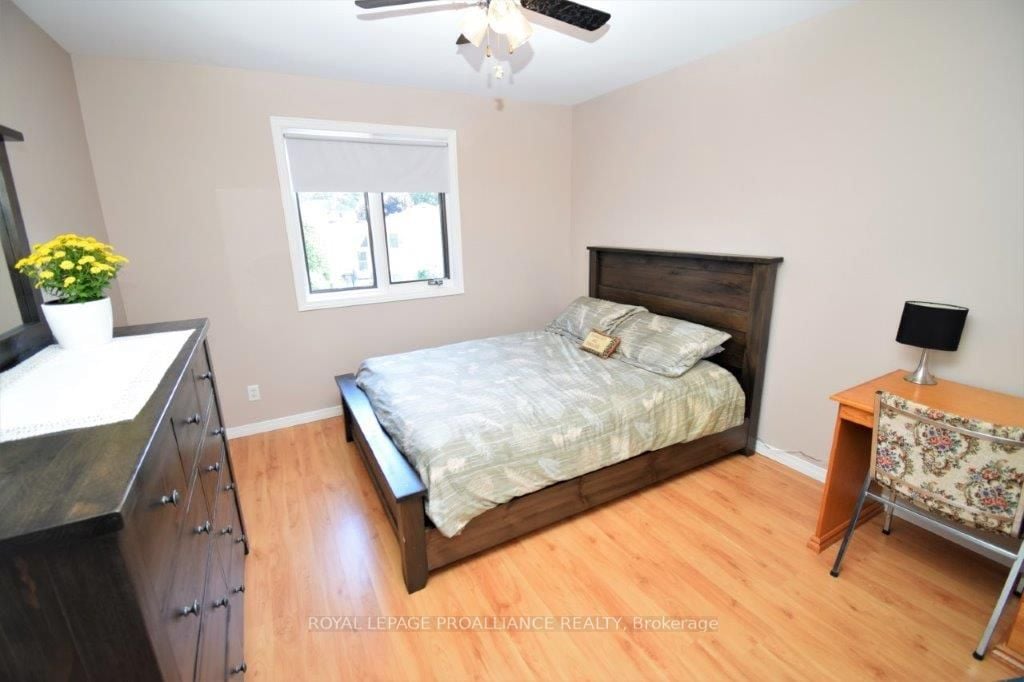 42 Forchuk Cres