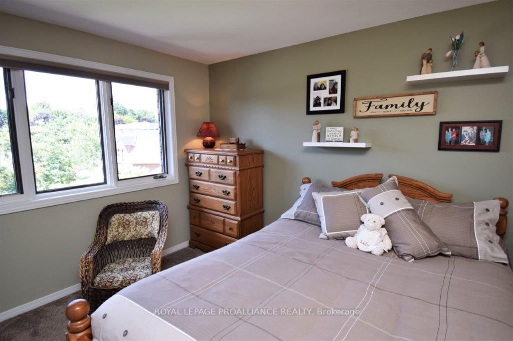 42 Forchuk Cres